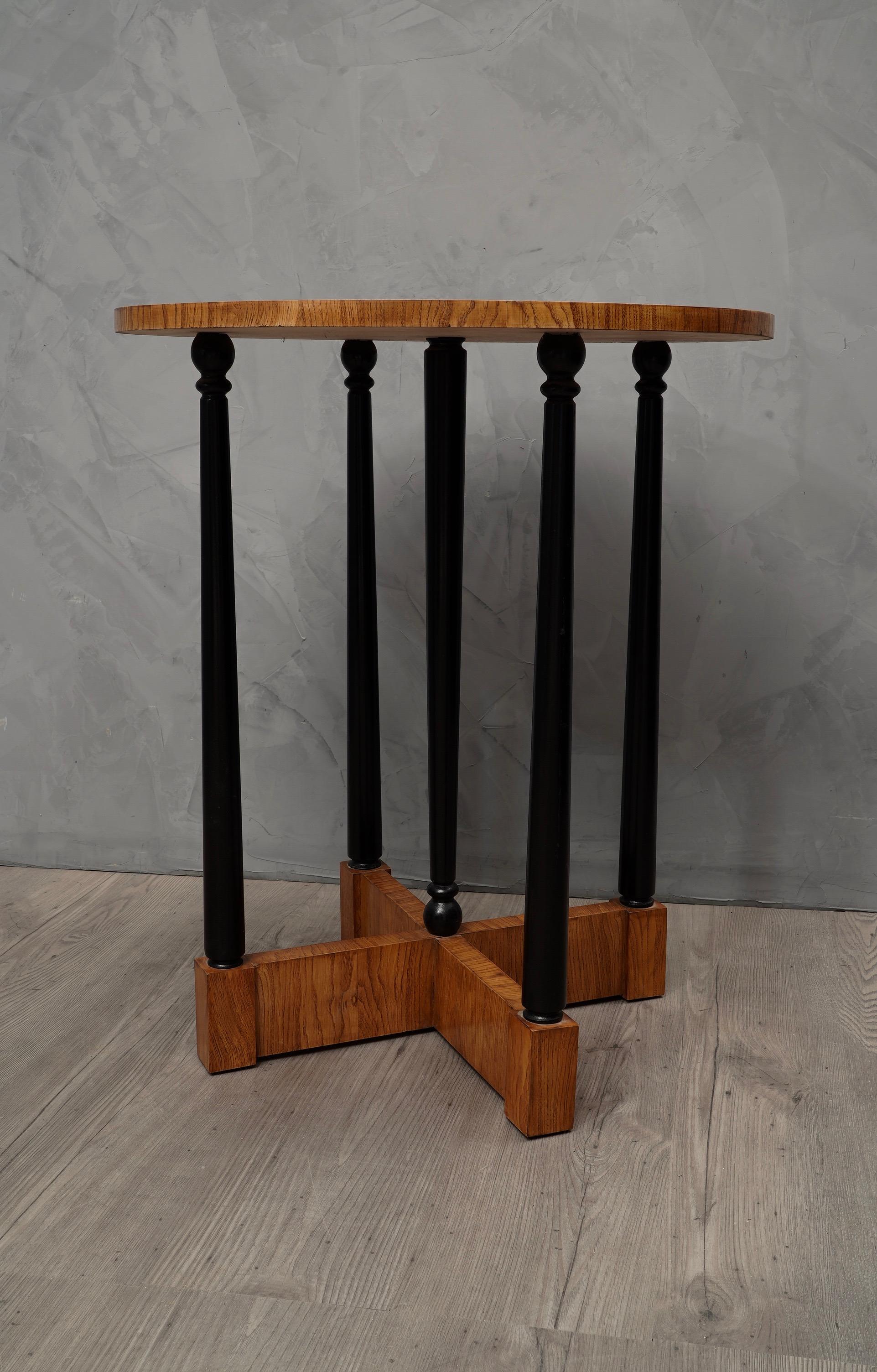 Pair of Midcentury Ashwood Austrian Side Tables, 1940 3