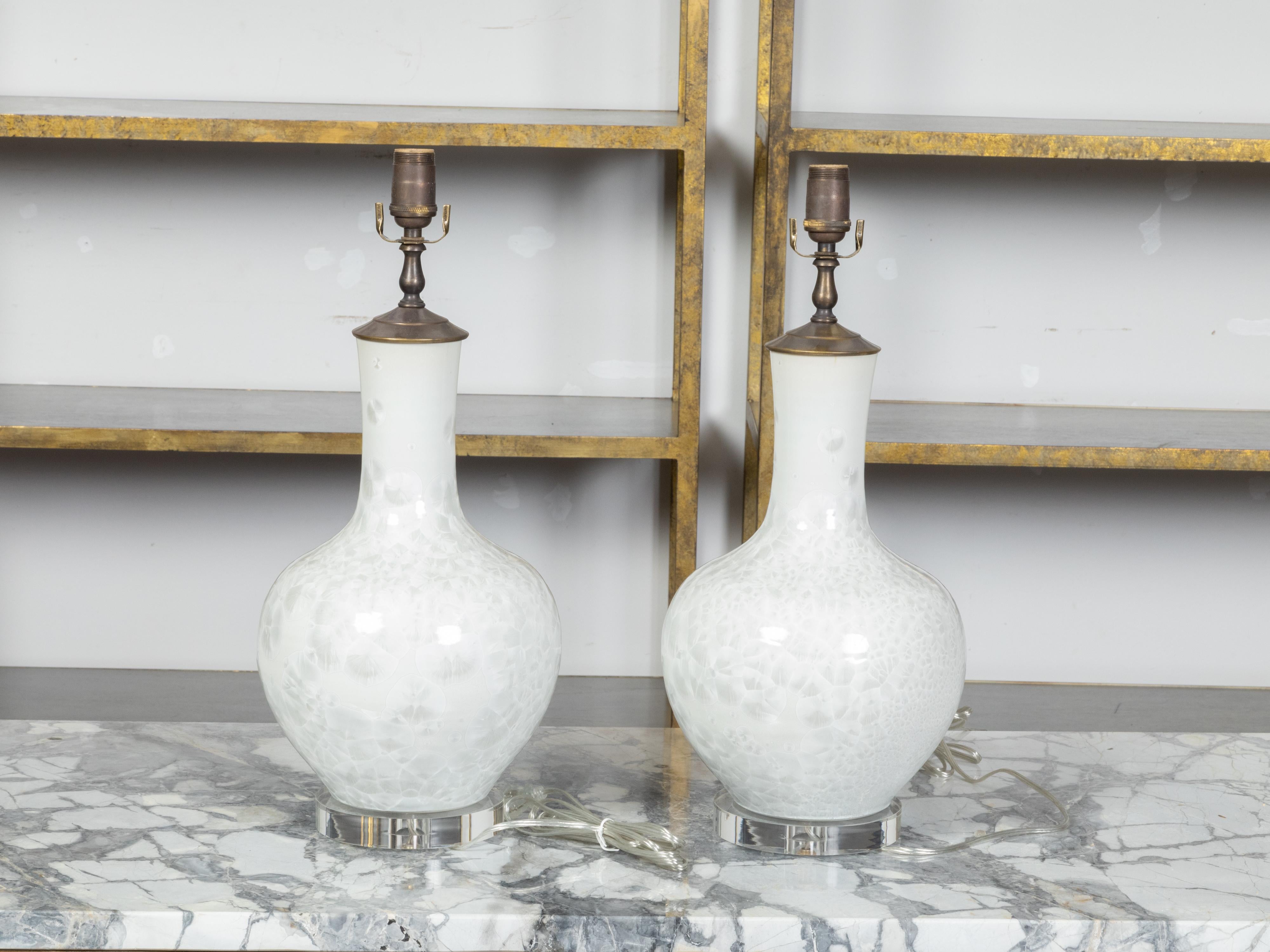 Mid-Century Modern Pair Asian White Porcelain Table Lamps on Custom Lucite Bases For Sale