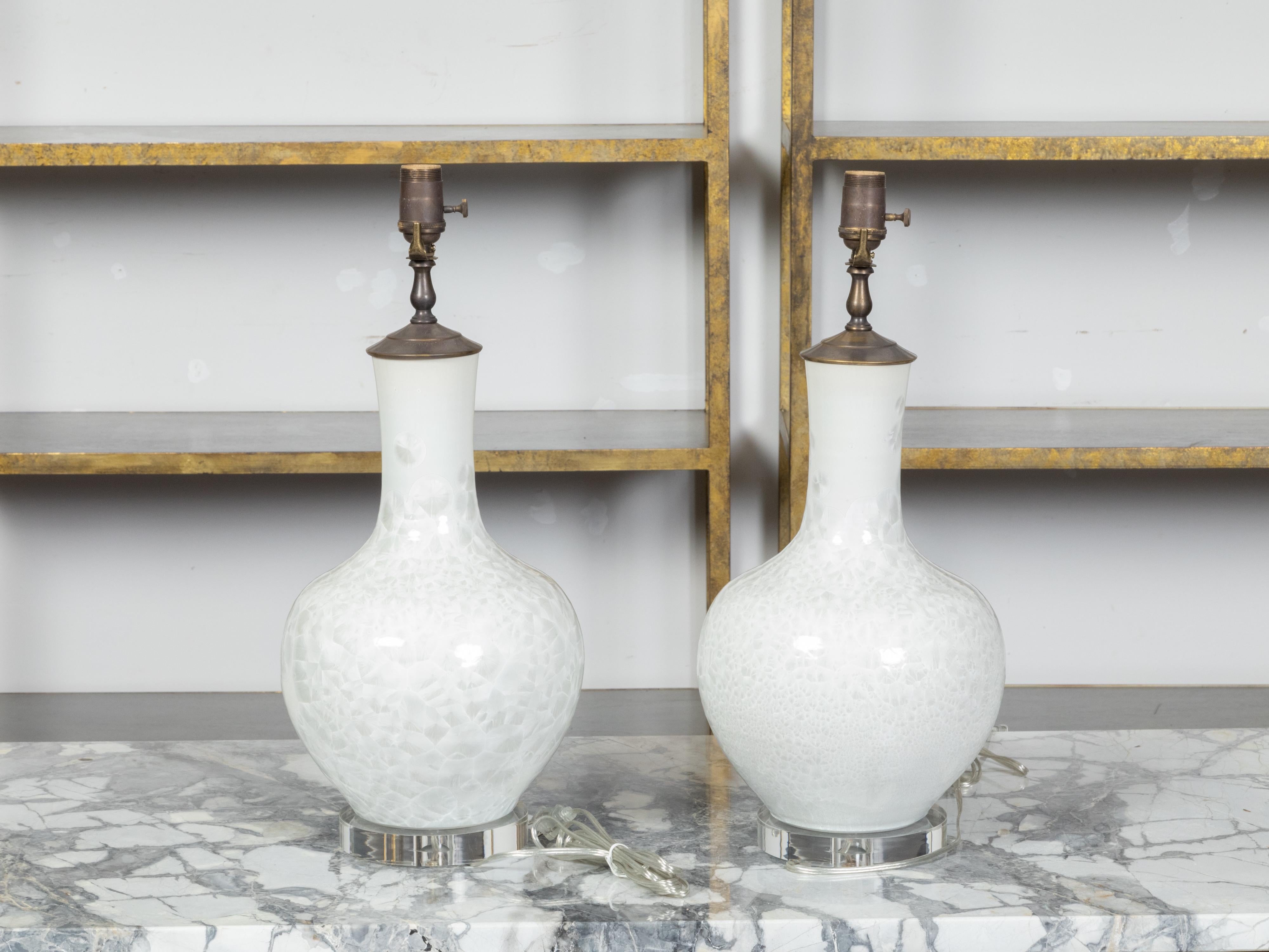 Pair Asian White Porcelain Table Lamps on Custom Lucite Bases In Good Condition For Sale In Atlanta, GA