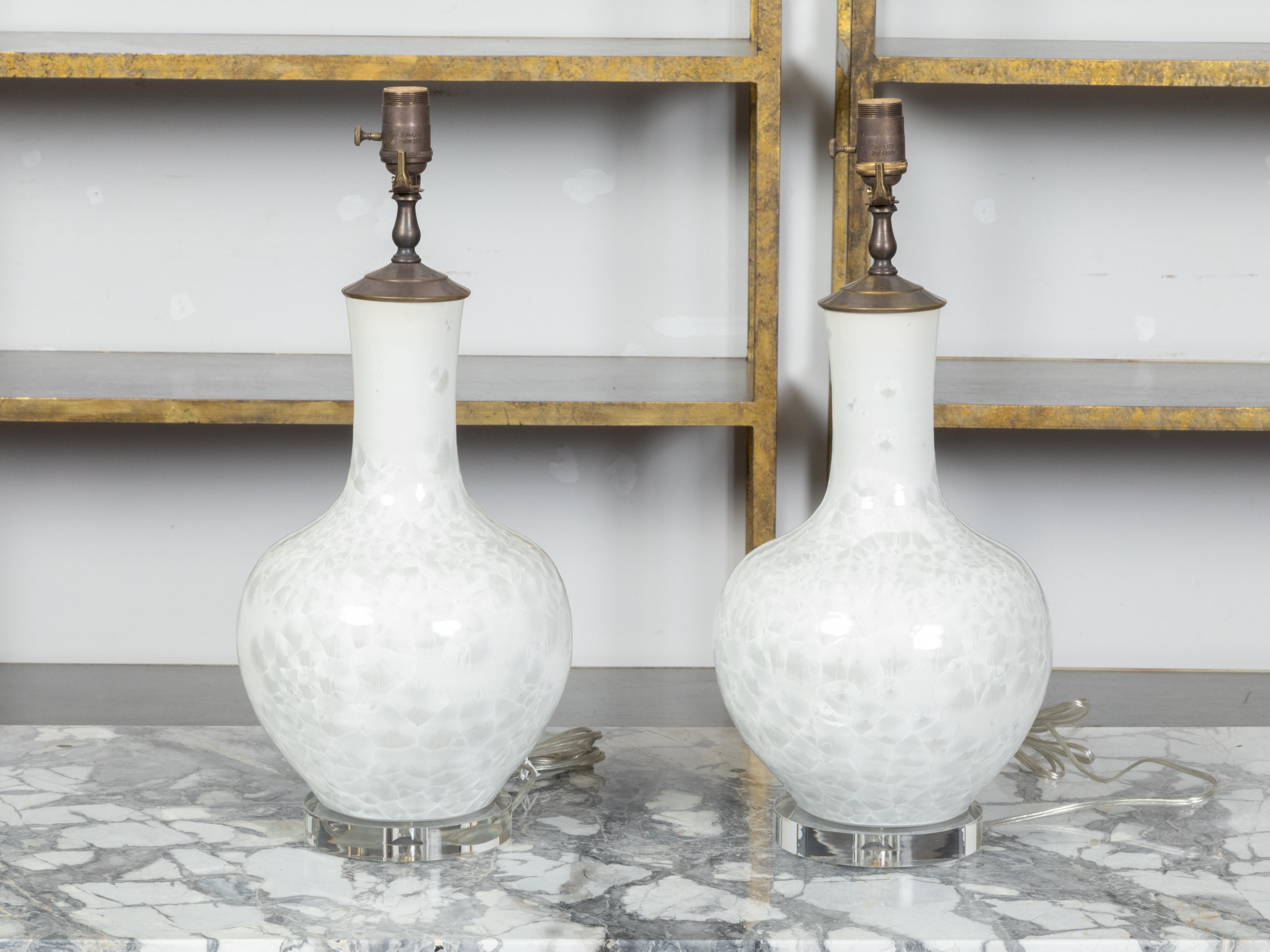 Contemporary Pair Asian White Porcelain Table Lamps on Custom Lucite Bases For Sale