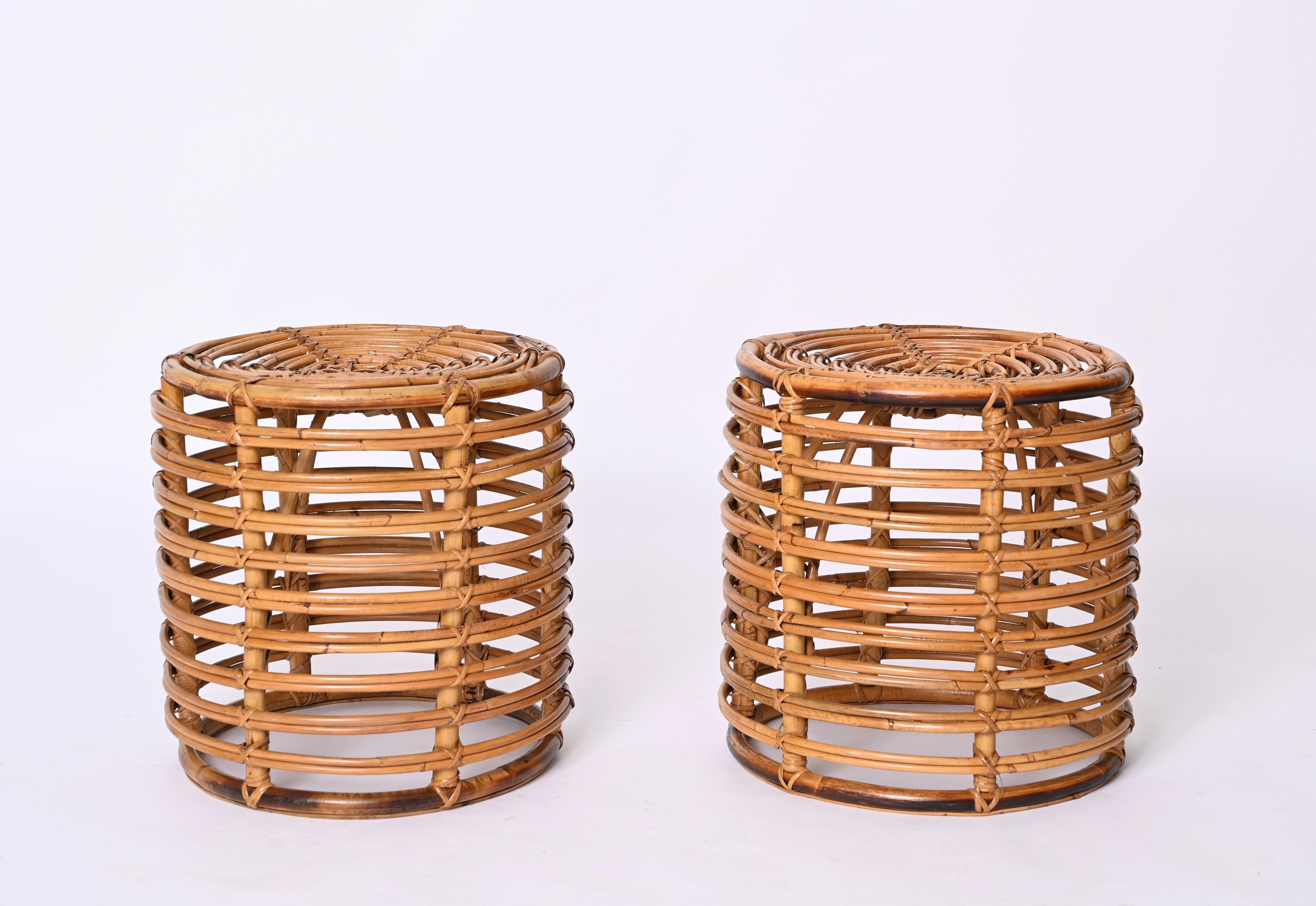 Tito Agnoli Rare and beautiful midcentury stool chairs. This fantastic set was made in Italy during the 1960s.
The craftsmanship of these stools is exceptional and the bamboo structure allows each to be light and solid at the same time.
Fully