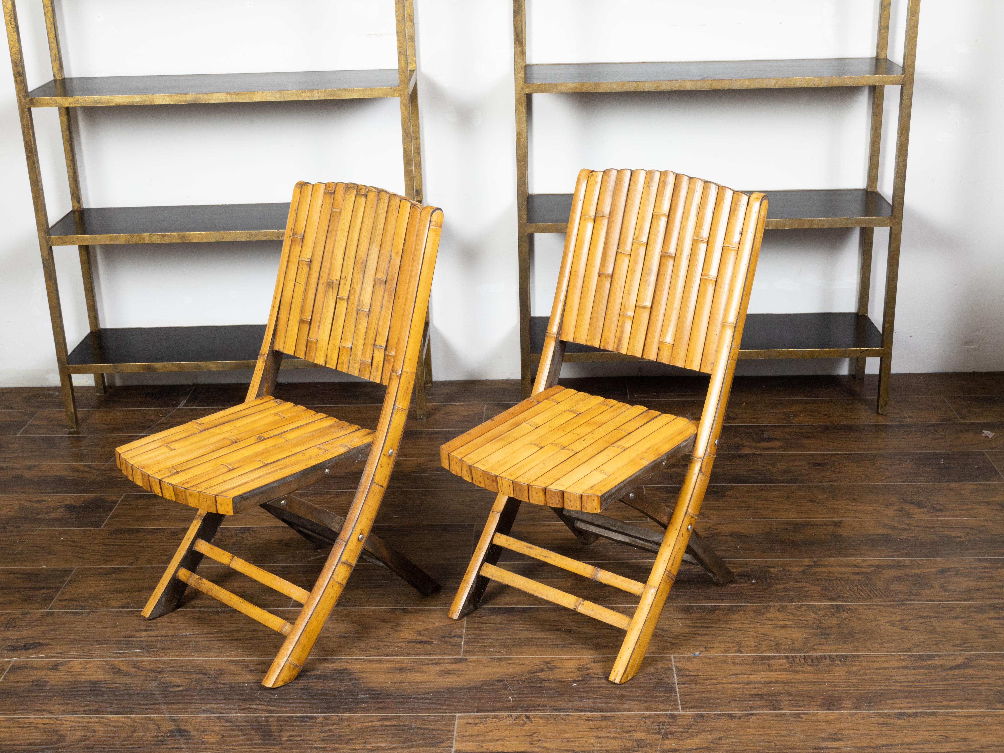 Pair of Midcentury Bamboo Folding Chairs with Slatted Design and Light Patina For Sale 4