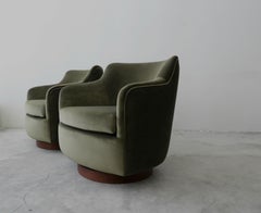 Pair of Midcentury Barrel Back Swivel Chairs by Dunbar