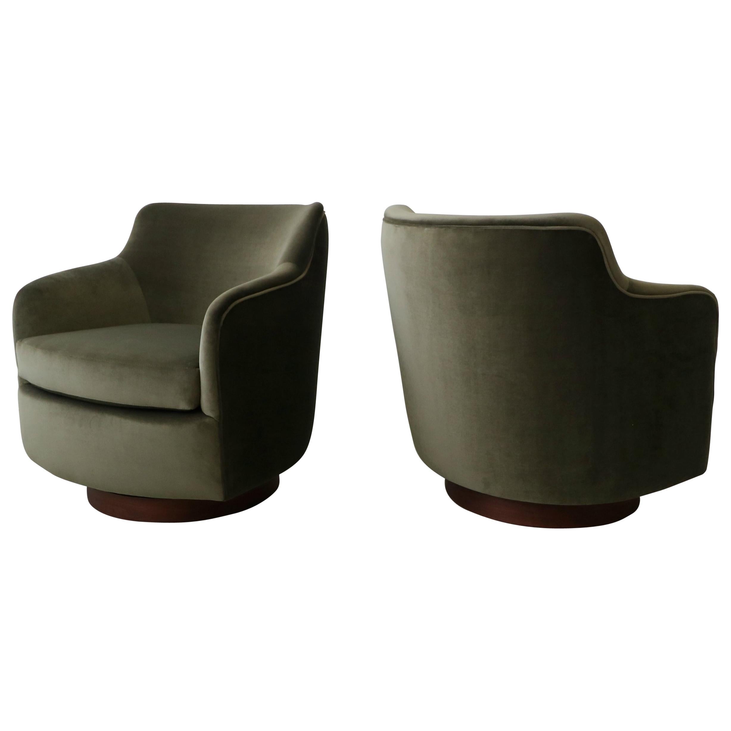 Pair of Midcentury Barrel Back Swivel Chairs by Dunbar
