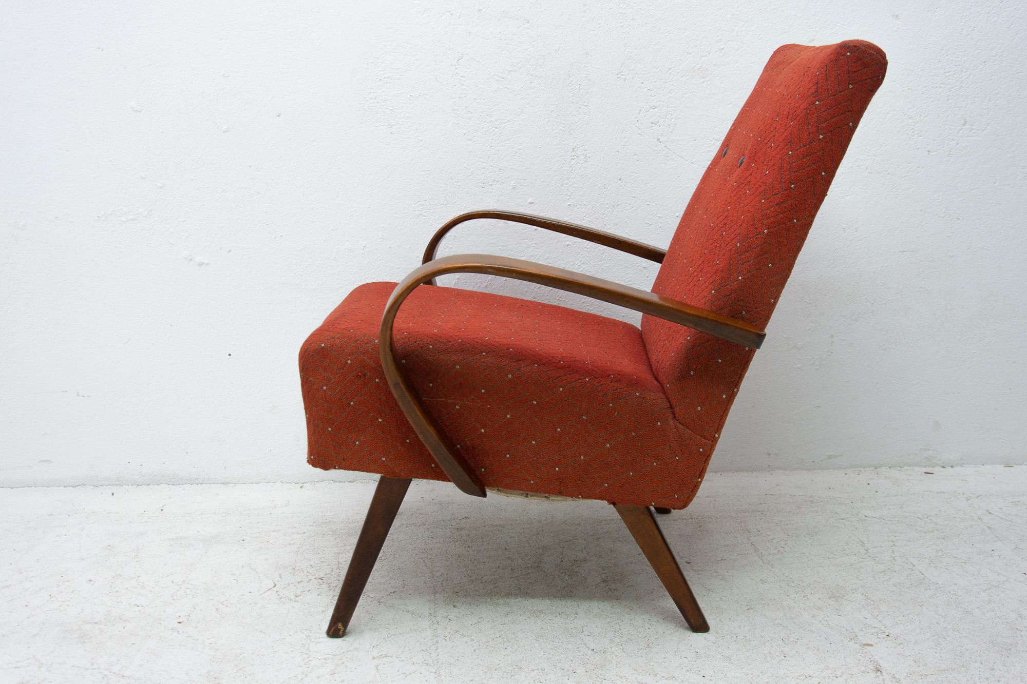 Pair of Midcentury Bentwood Armchairs by Jaroslav Šmídek, 1960s 8