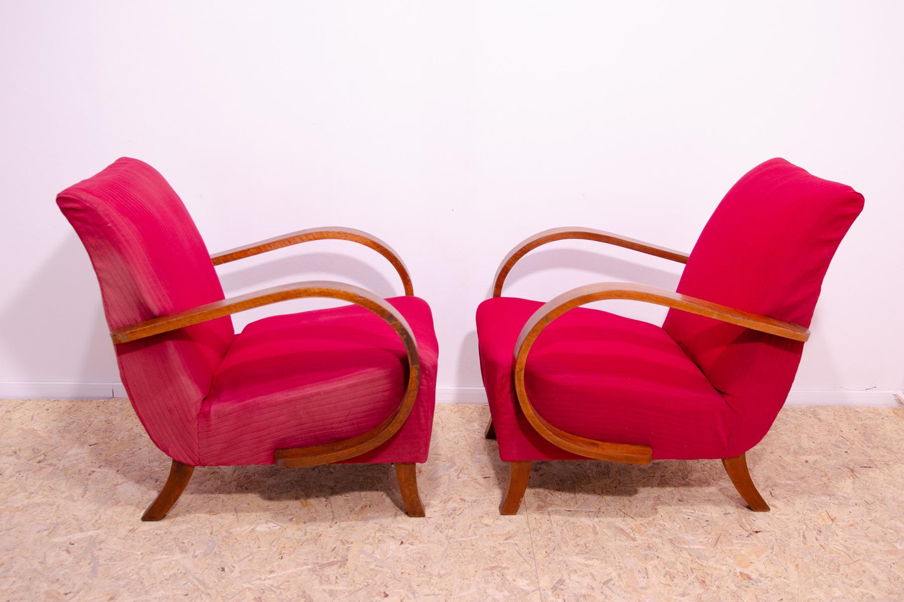 Paire de fauteuils en bois courbé du milieu du siècle par Jindřich Halabala pour UP Závody, années 1950. en vente 2