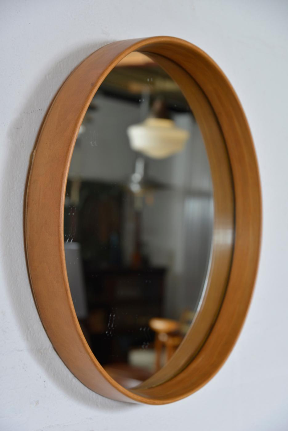 Pair Round Mid-Century Bentwood Wall Tray Mirrors Beech Scandinavian 1960 Sweden For Sale 4