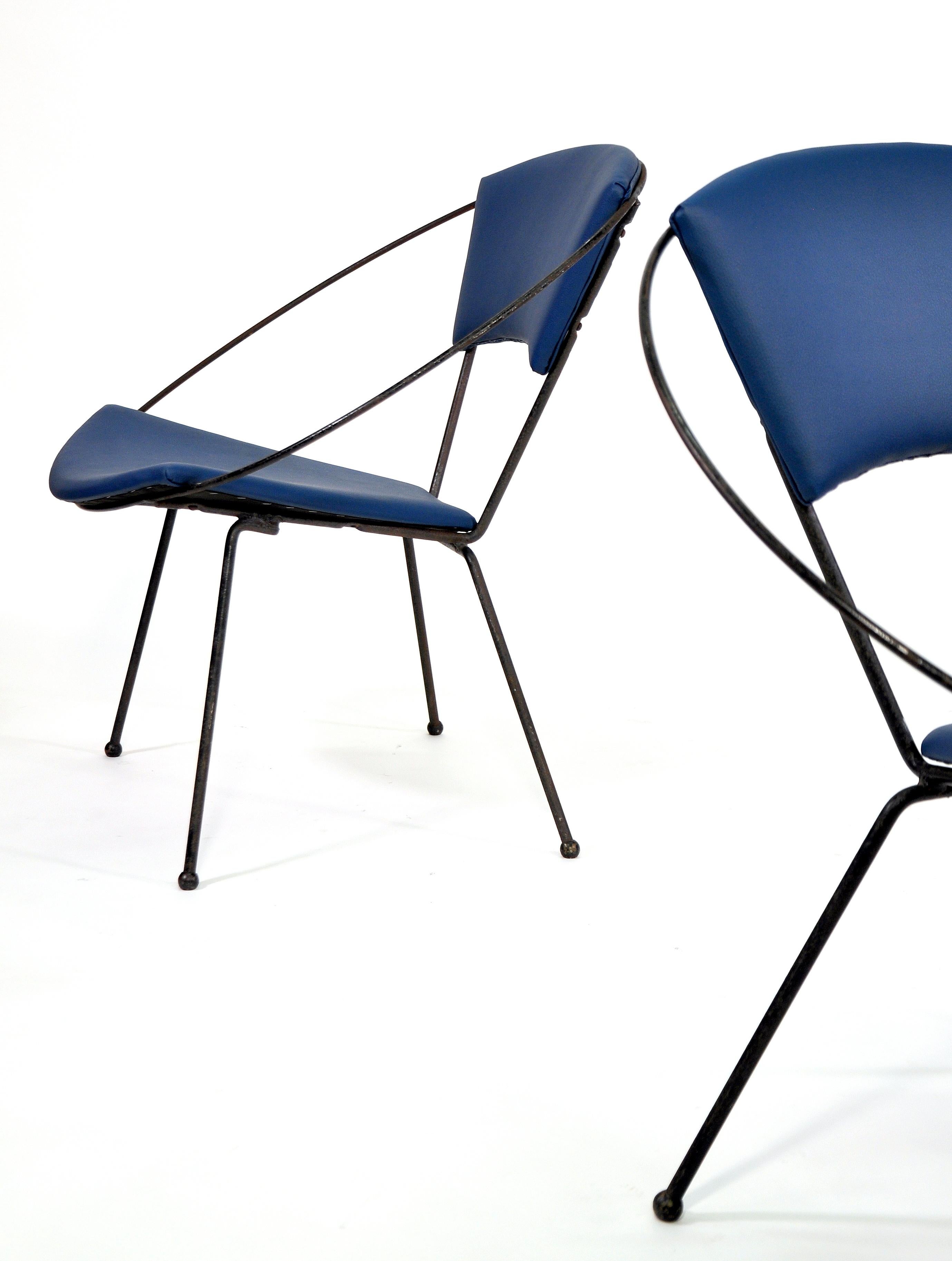 American Pair of Mid-Century Black Iron Hoop Chairs by Cicchelli for Reilly-Wolff, 1950s