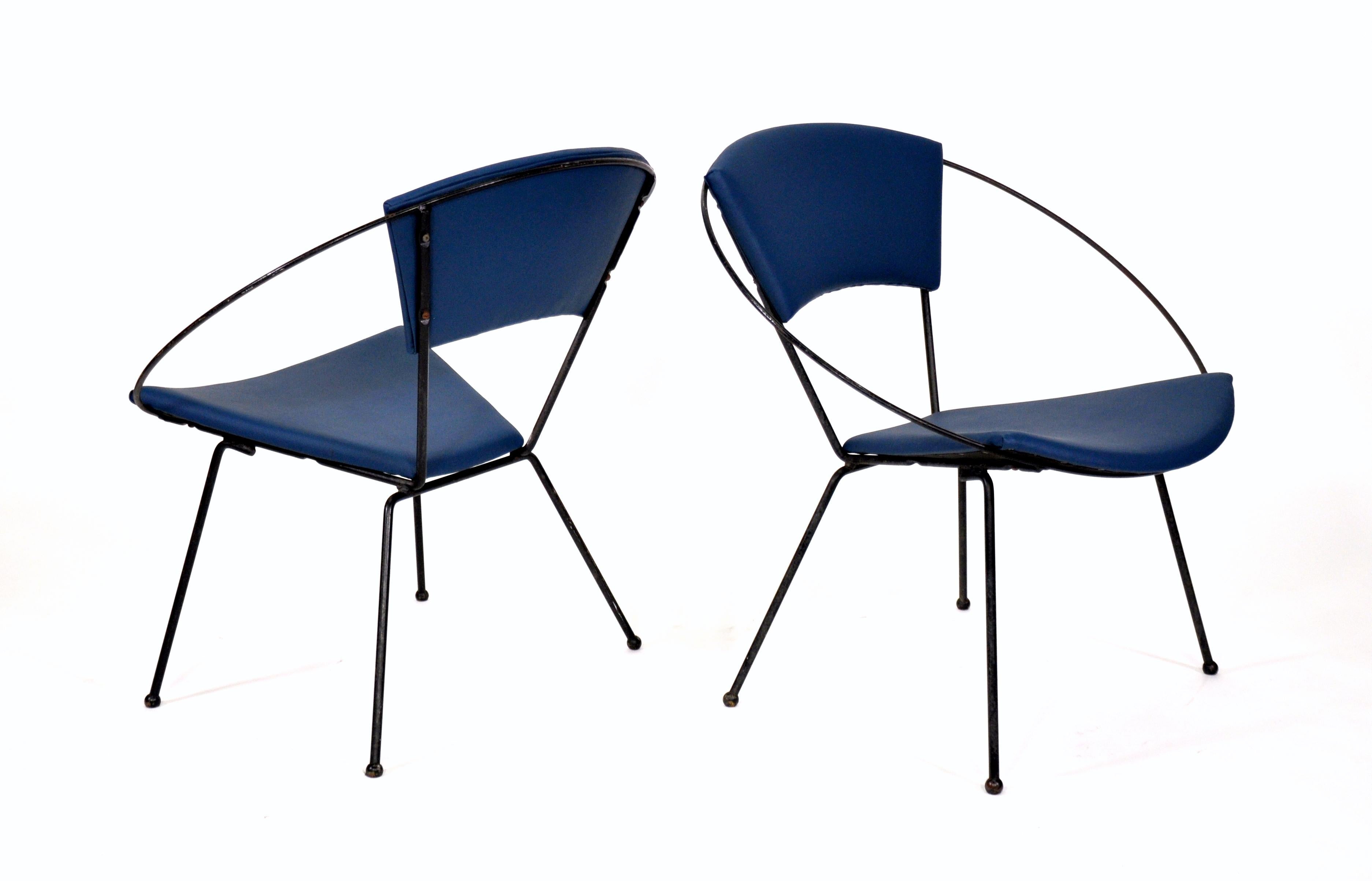 Faux Leather Pair of Mid-Century Black Iron Hoop Chairs by Cicchelli for Reilly-Wolff, 1950s