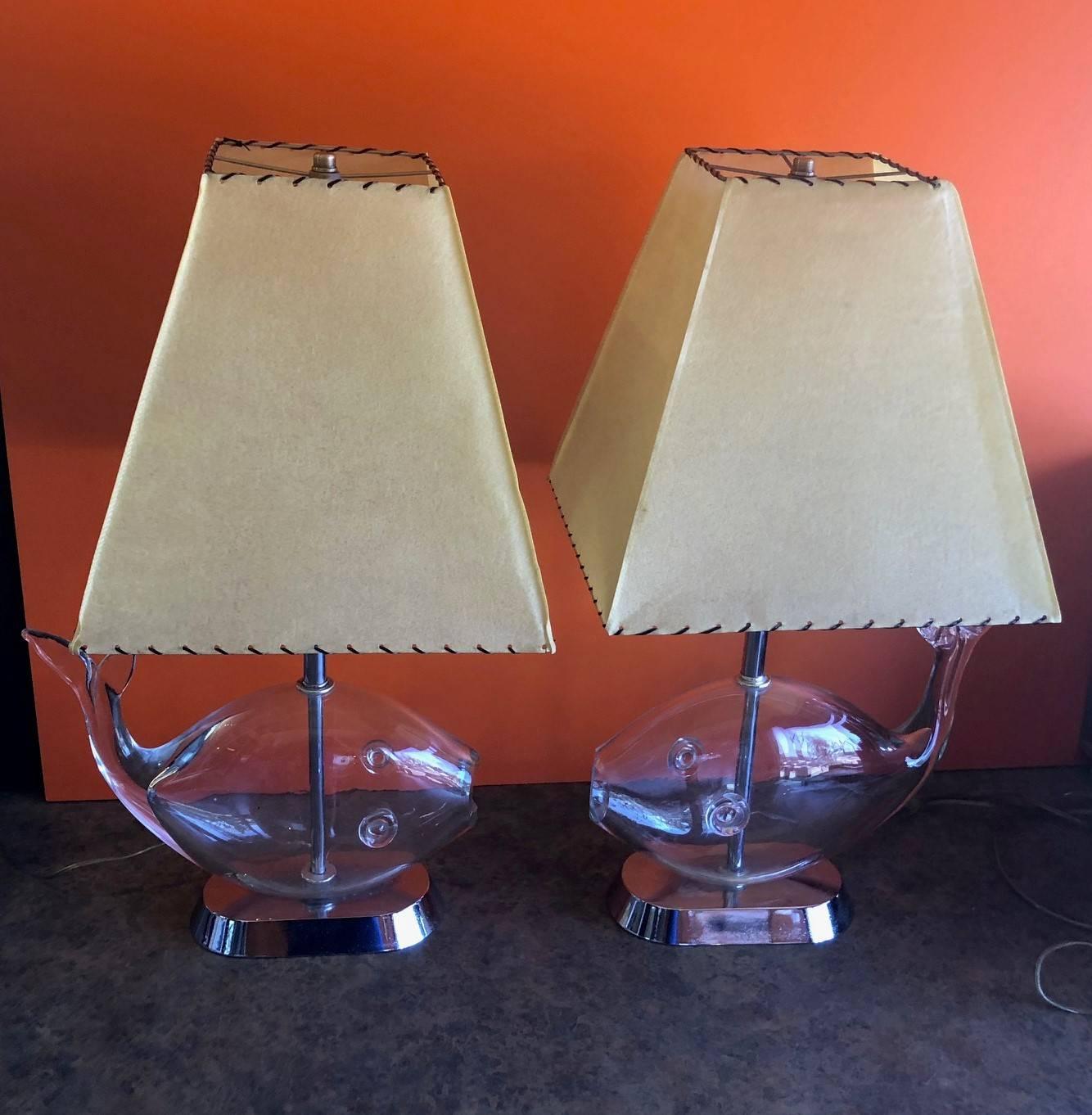 Mid-Century Modern Pair of Midcentury Blown Glass Fish Lamps by Blenko