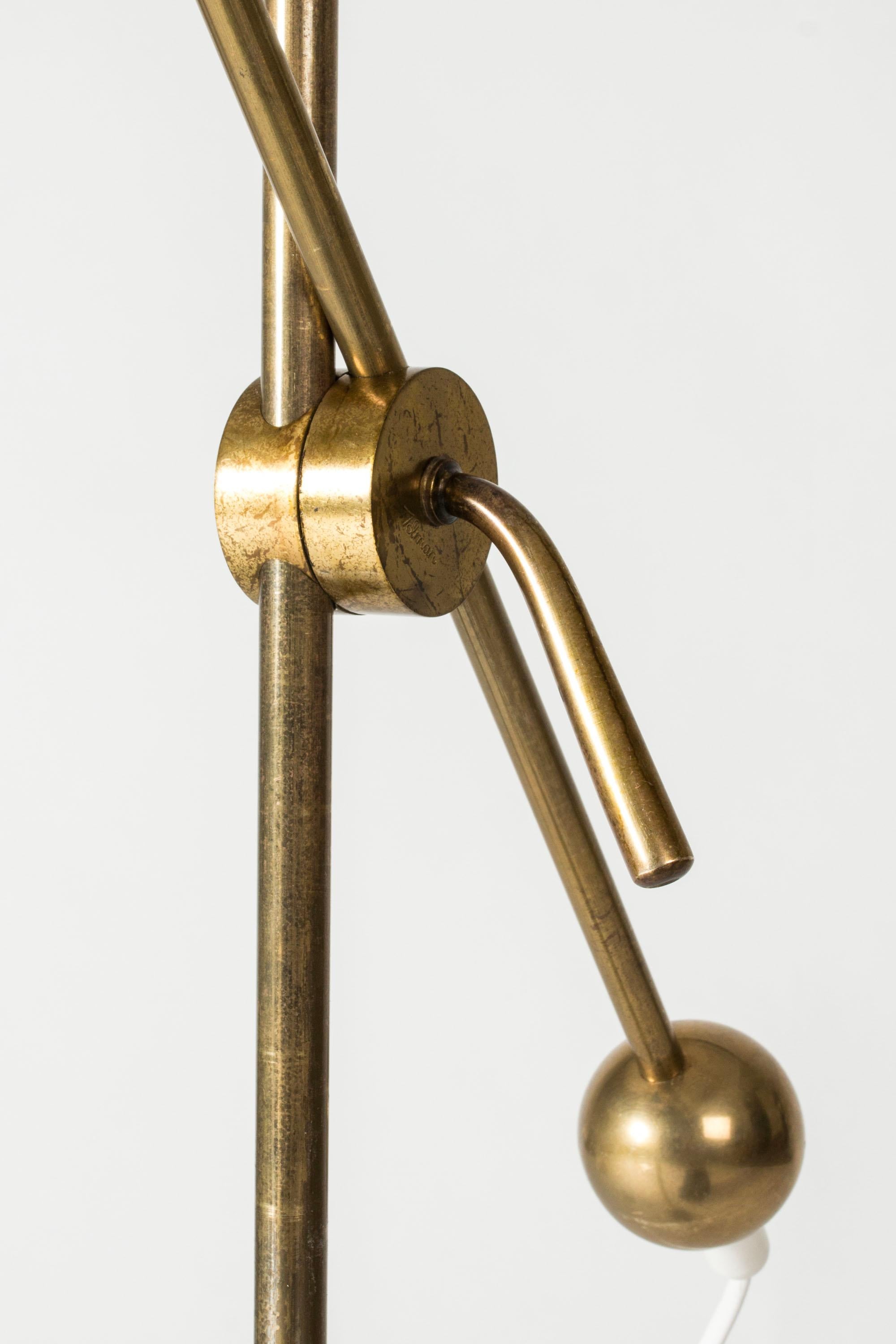 Métal Paire de lampadaires en laiton du milieu du siècle par Tapio Wirkkala pour Idman Oy en vente