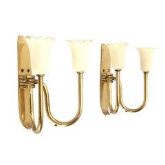 Pair of Midcentury Brass Floral Italian Wall Lamps, 1950s