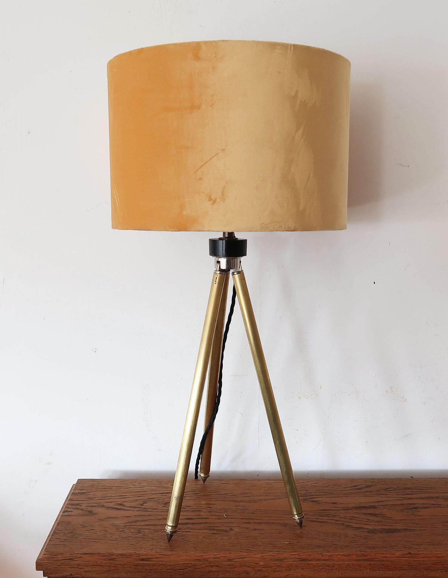 Industrial Pair of Midcentury Brass Telescopic Tripod Table Lamps