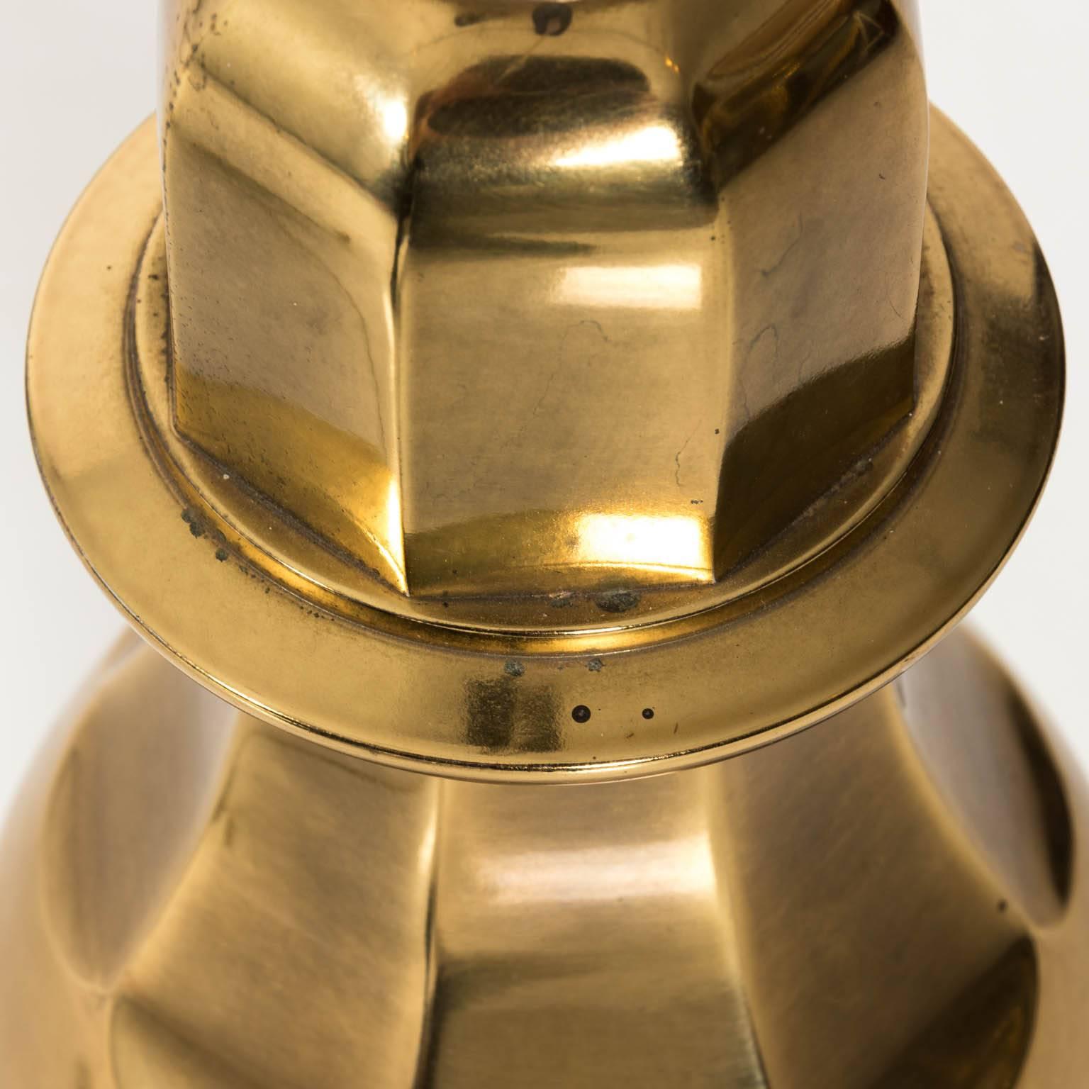 Mid-Century Modern Pair of Midcentury Brass Urn Lamps
