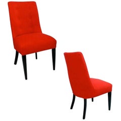 Paire de chaises à dossier boutonné rouge coquelicot du milieu du siècle