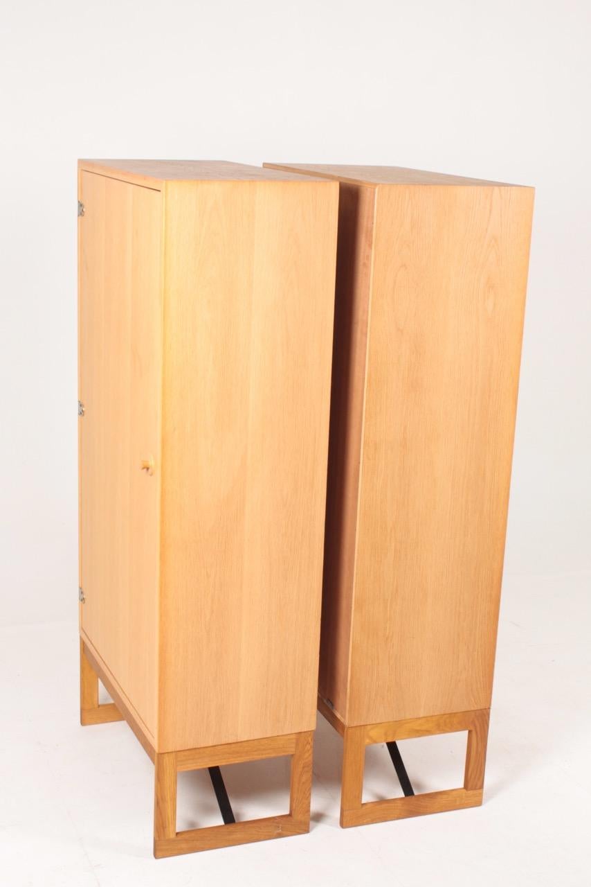 Pair of Midcentury Cabinets in Oak Designed by Børge Mogensen, 1960s 3