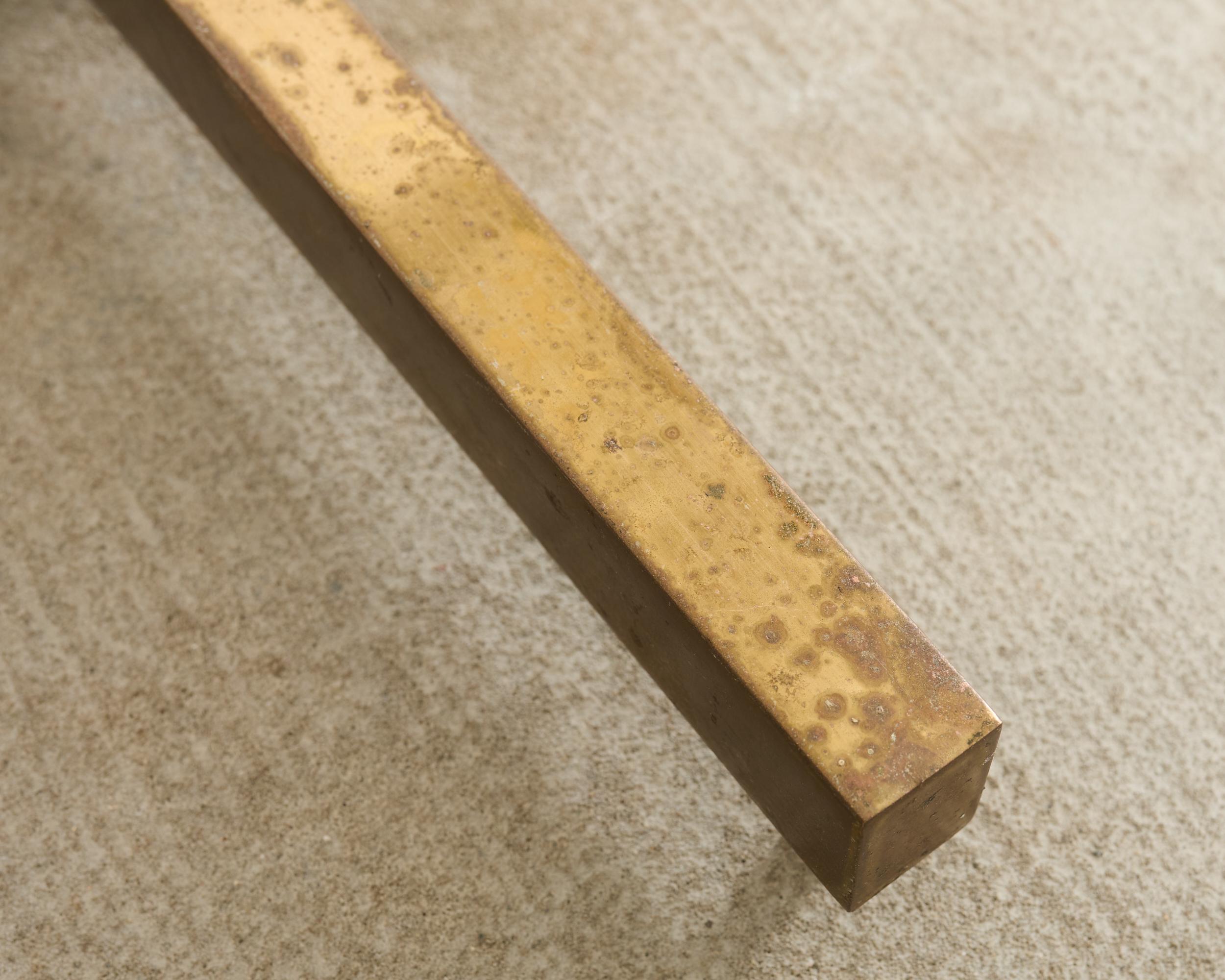 Pareja de lámparas de pie de farmacia de latón patinado Casella de mediados de siglo en venta 1