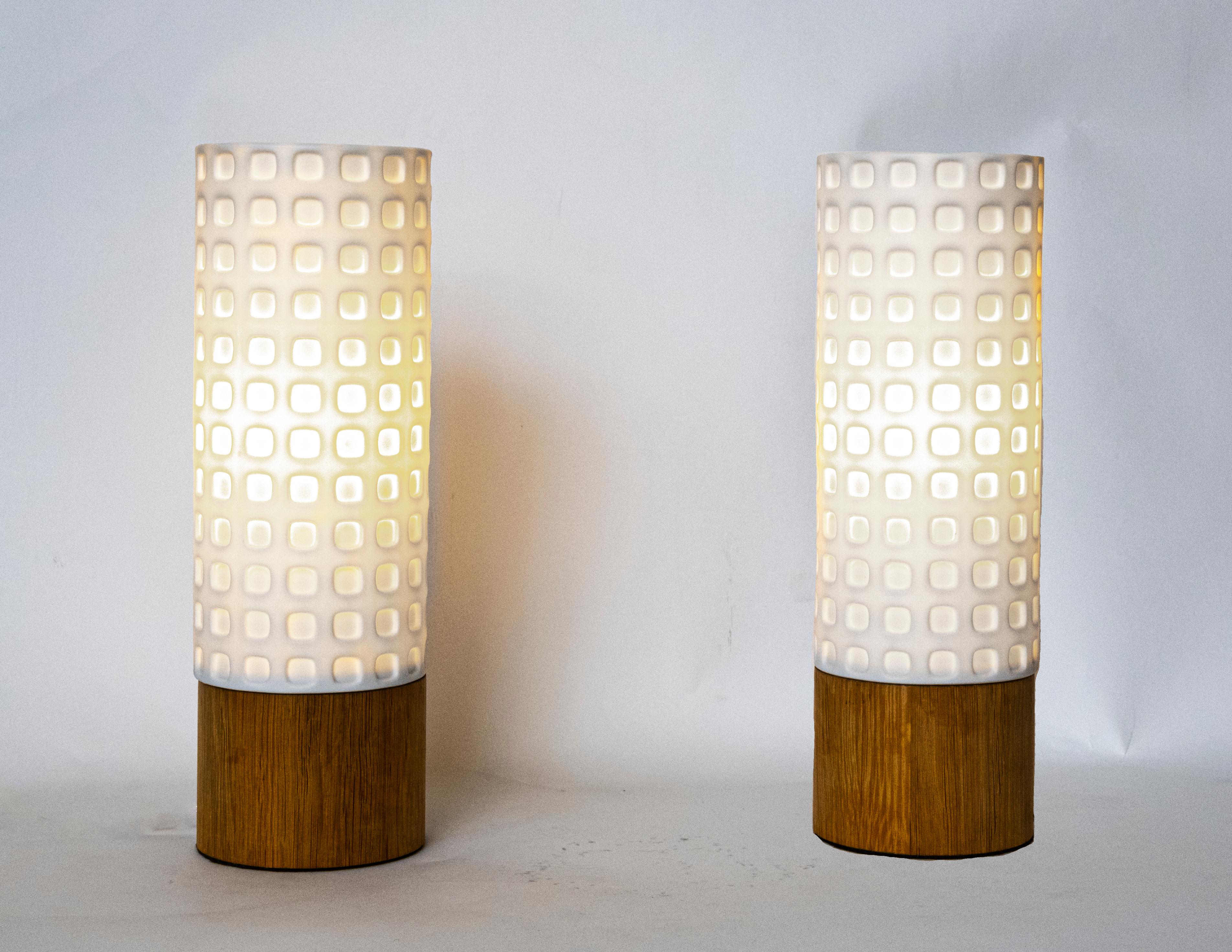 20th Century Pair of Midcentury Ceramic and Wood Table Lamps