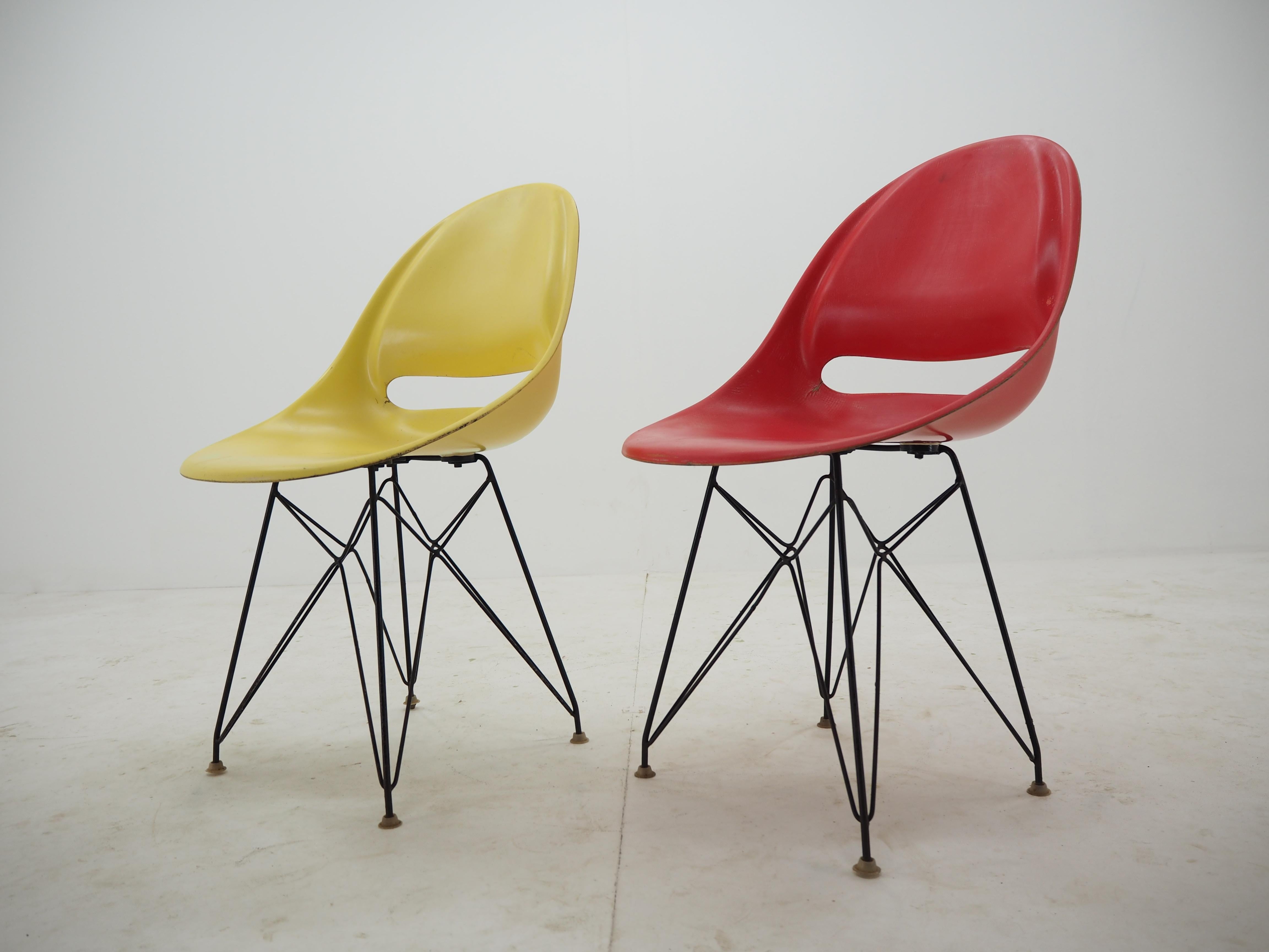 Pair of Midcentury Chairs, Vertex, by Miroslav Navratil, 1960s 2