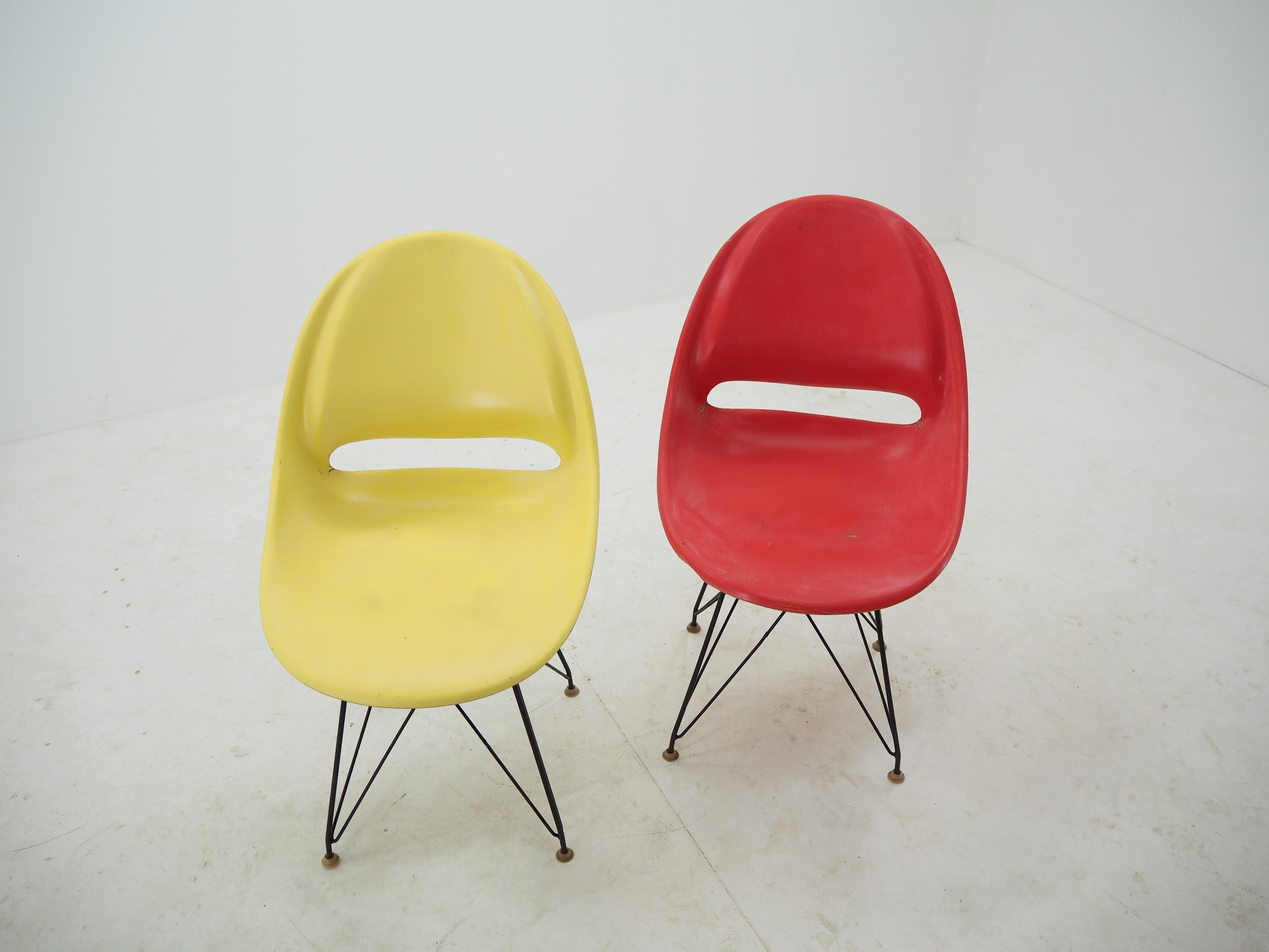 Pair of Midcentury Chairs, Vertex, by Miroslav Navratil, 1960s 3