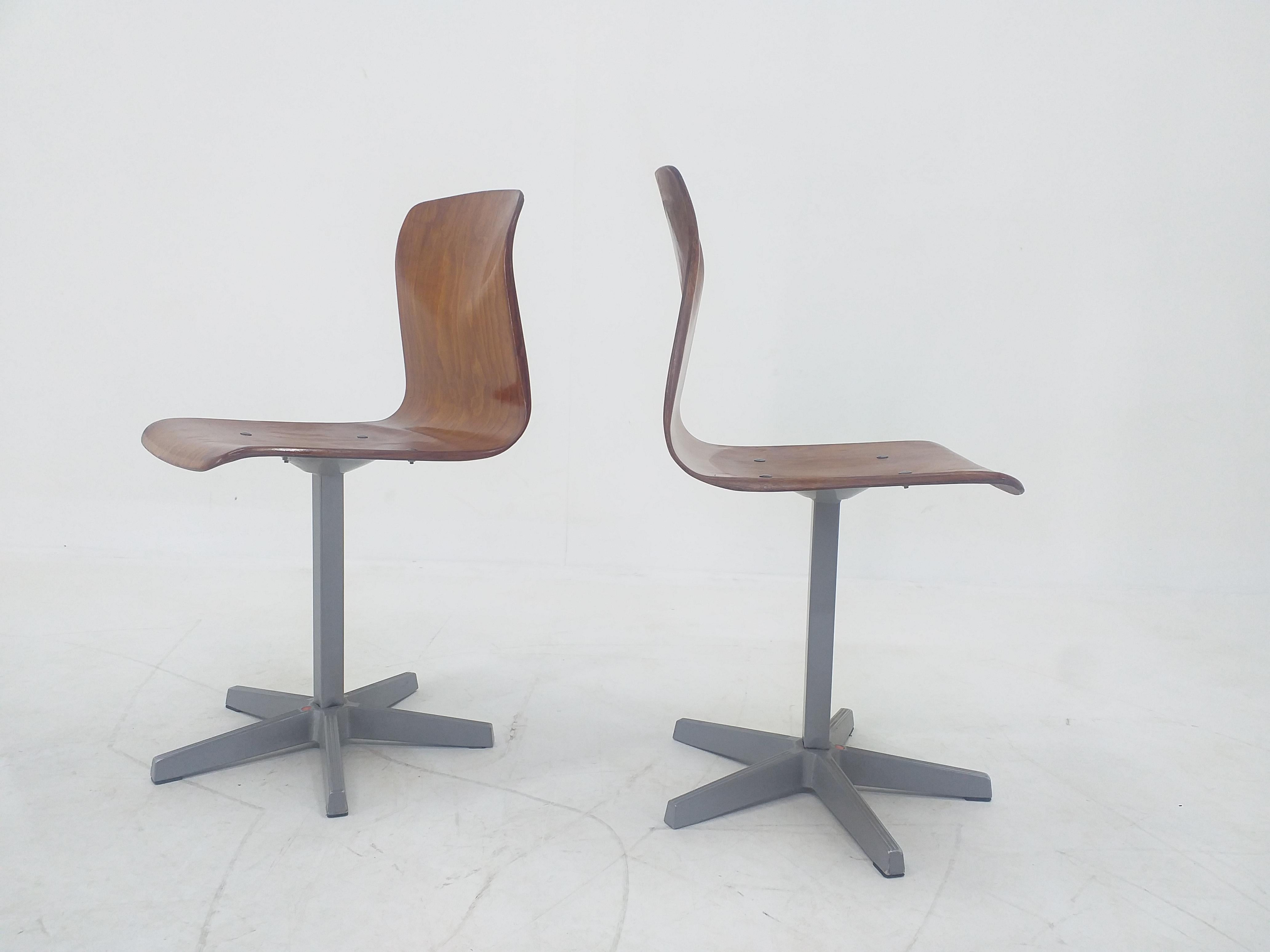 Pair of Midcentury Child's Chairs Pagholz, Germany, 1970s In Good Condition For Sale In Praha, CZ