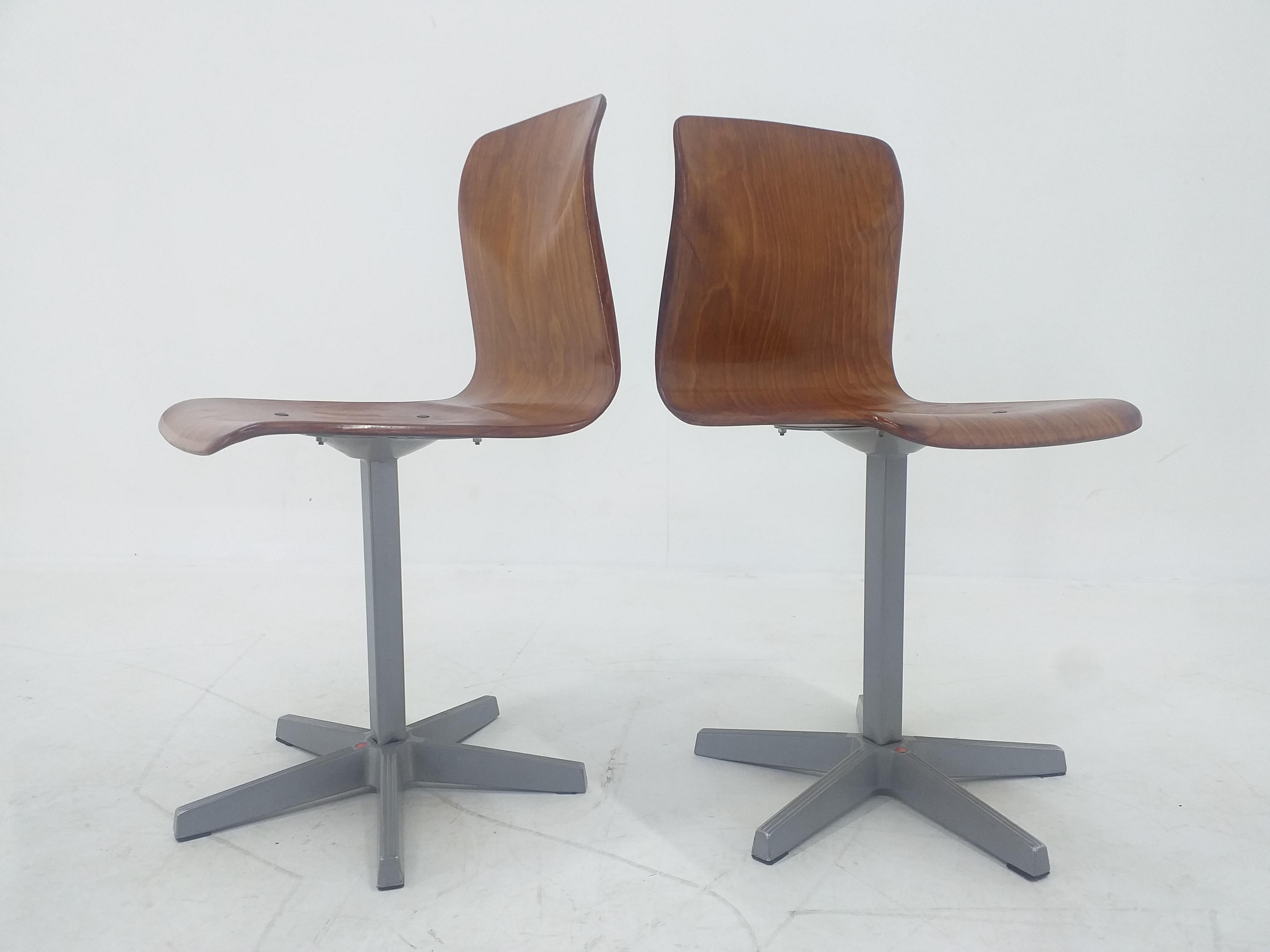 Pair of Midcentury Child's Chairs Pagholz, Germany, 1970s For Sale 2