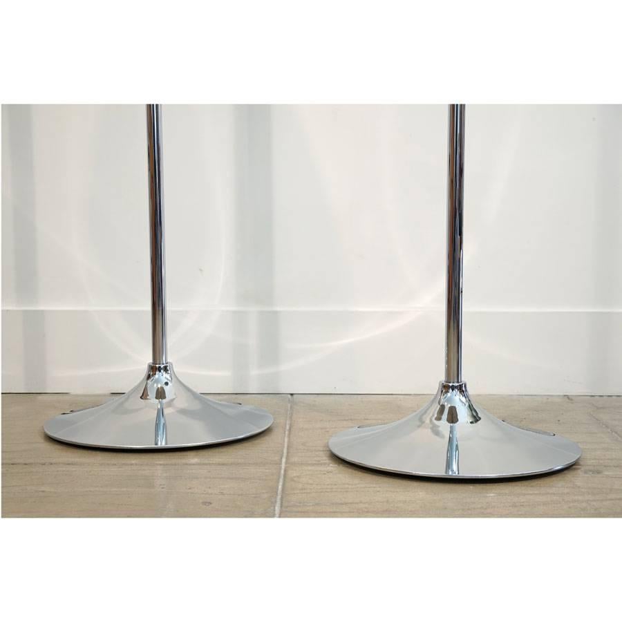 Pair of Midcentury Chrome Torchere In Good Condition For Sale In Los Angeles, CA