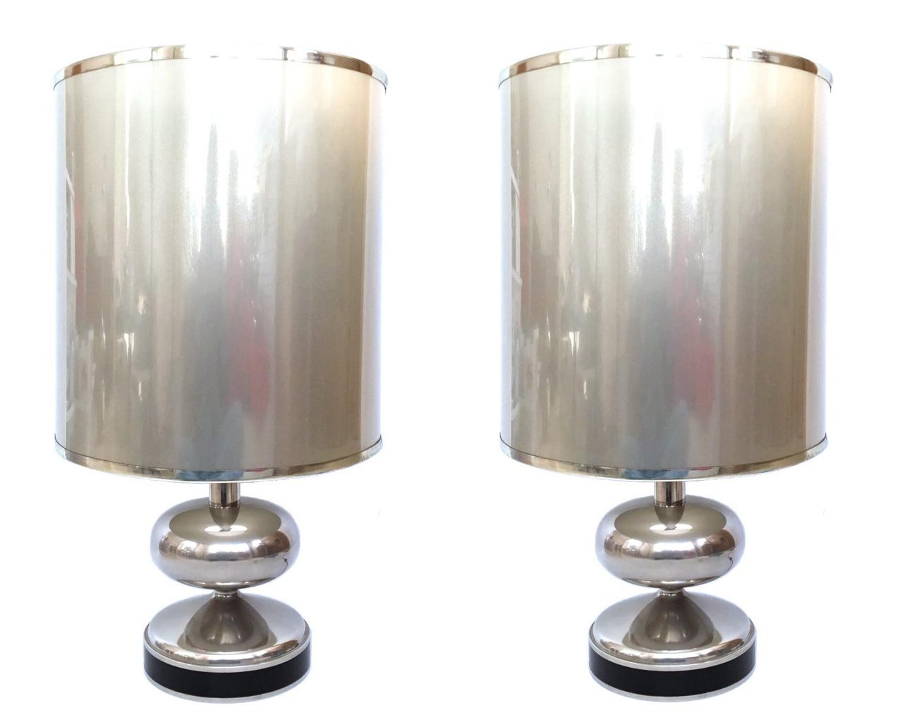 Metal Pair of Midcentury Chromed and Black Enamel Spanish Table Lamps, 1970s For Sale