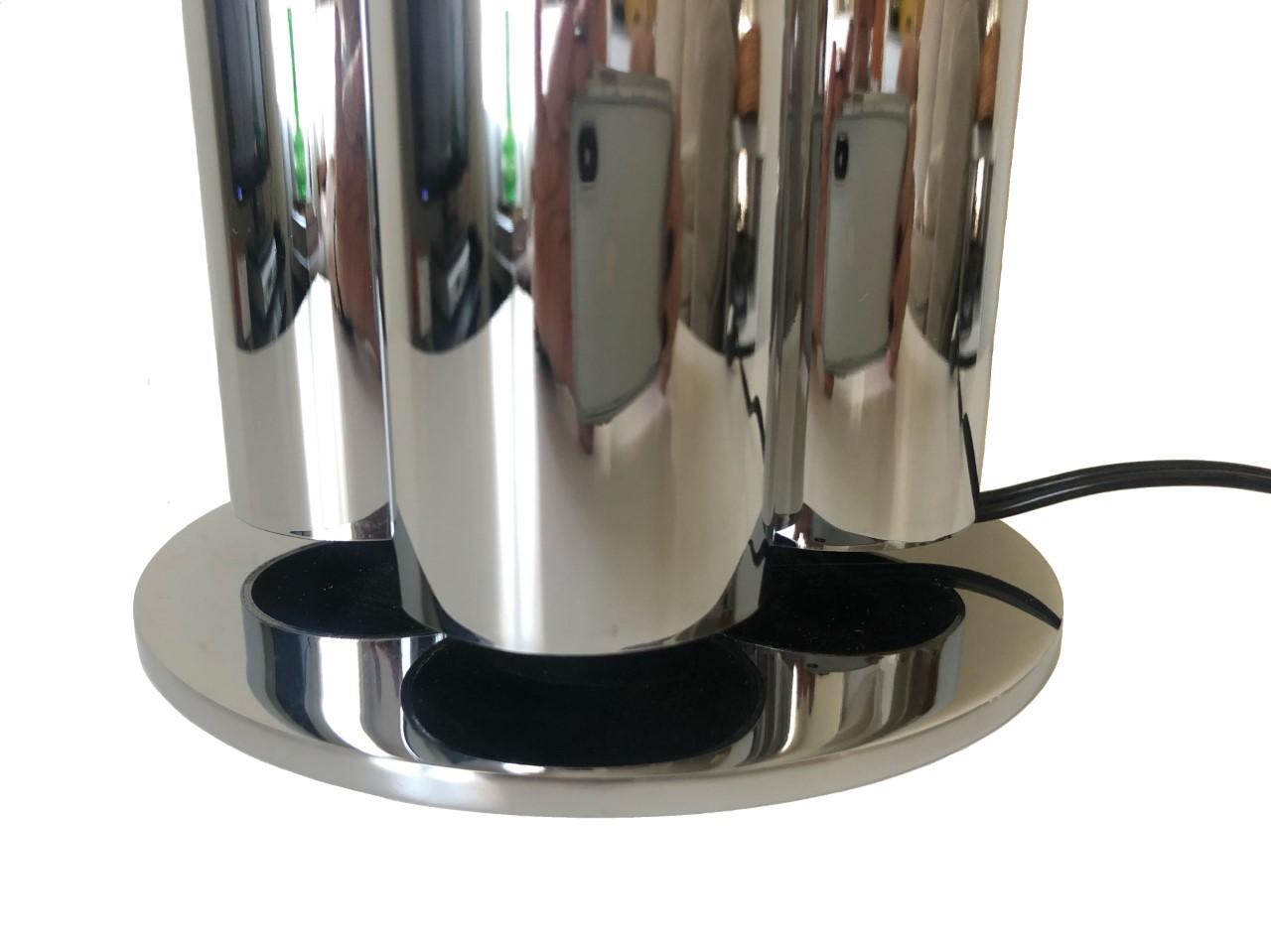 Late 20th Century Italian Midcentury Pair of Chromed Italian Table Lamps by Reggiani, 1970s For Sale