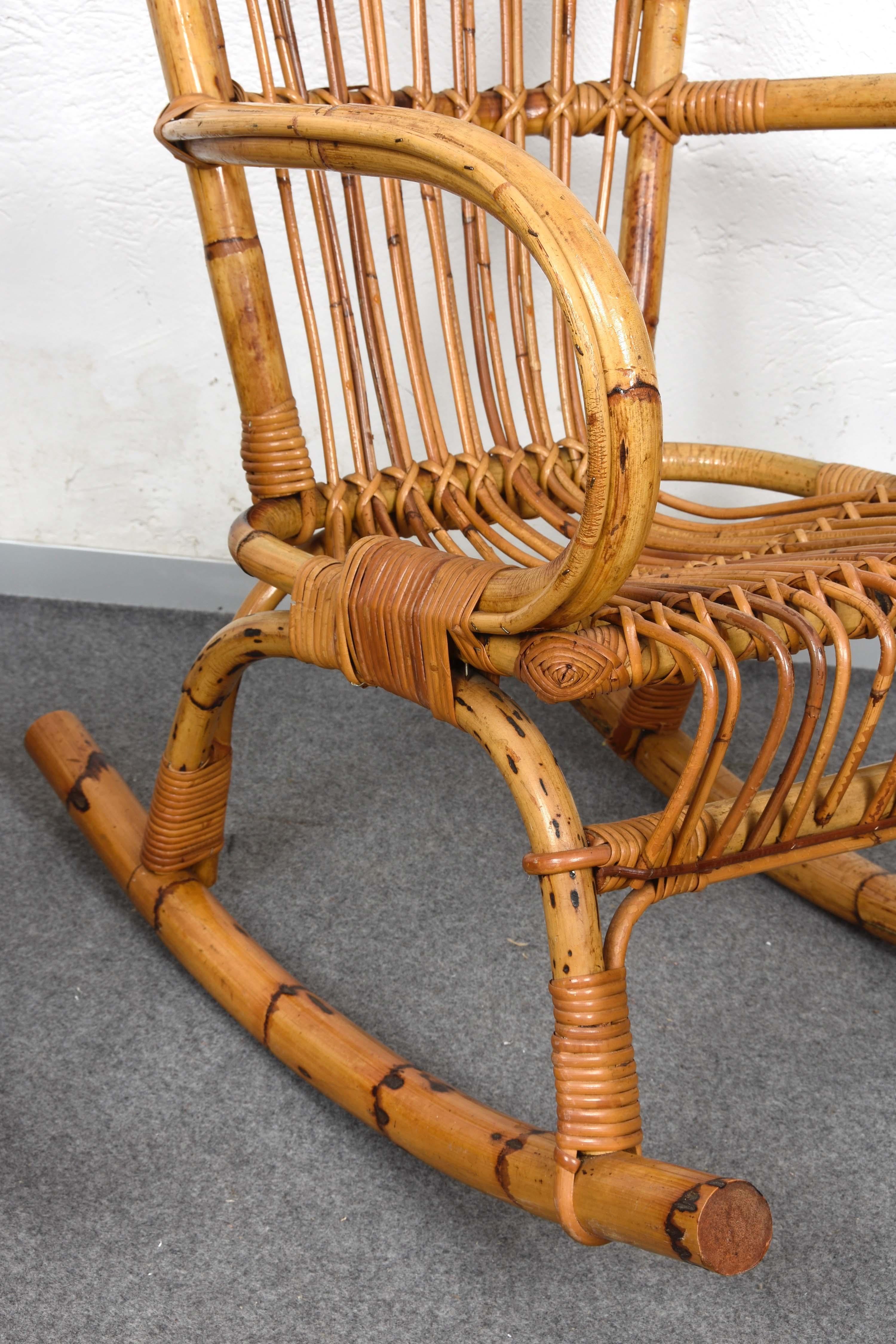 Pair of Midcentury Cote d'Azur Rattan and Bamboo Italian Rocking Chairs, 1960s For Sale 8