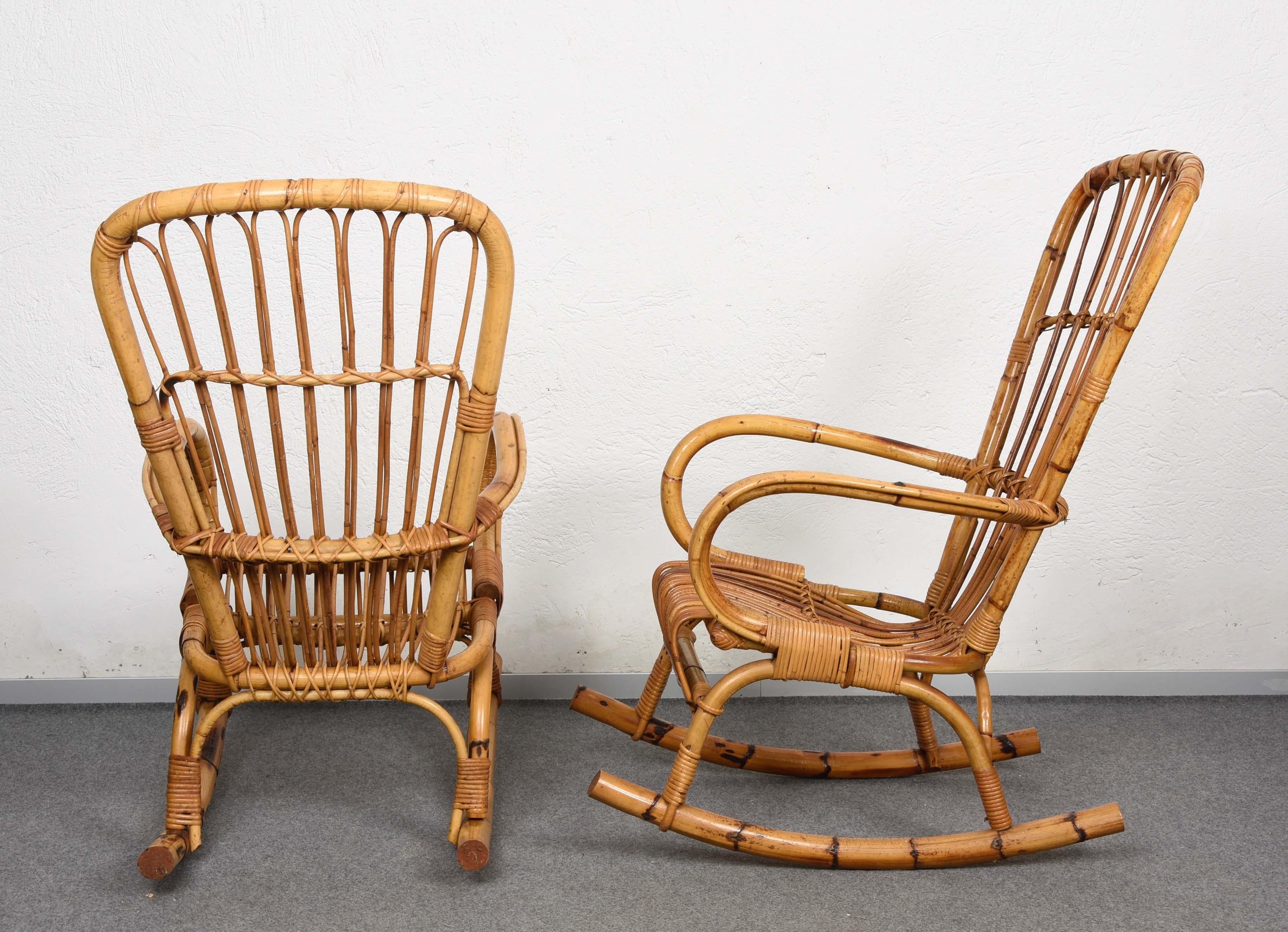 Pair of Midcentury Cote d'Azur Rattan and Bamboo Italian Rocking Chairs, 1960s For Sale 1