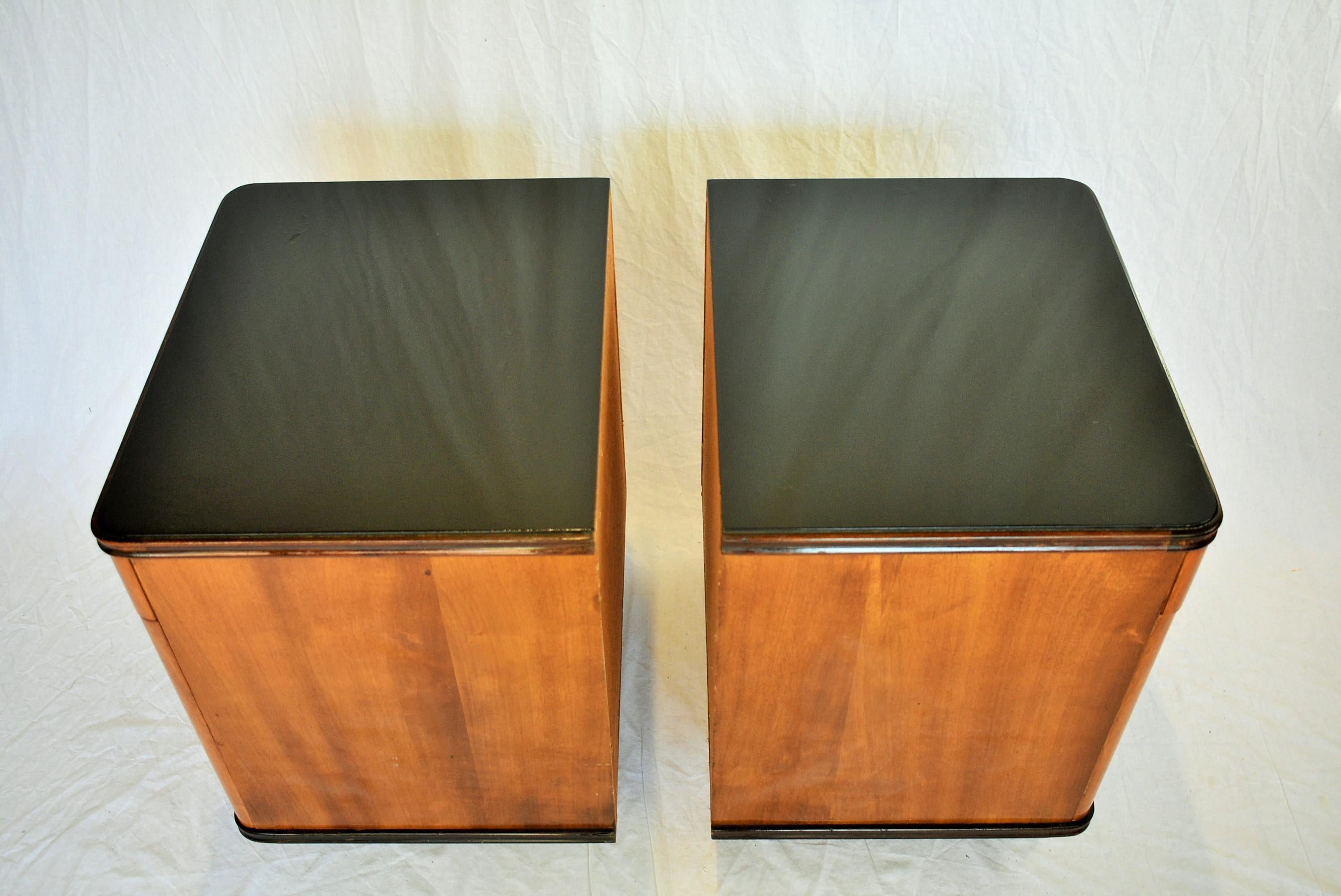 Pair of Midcentury Czechoslovakian Bedside Tables, 1960s 4