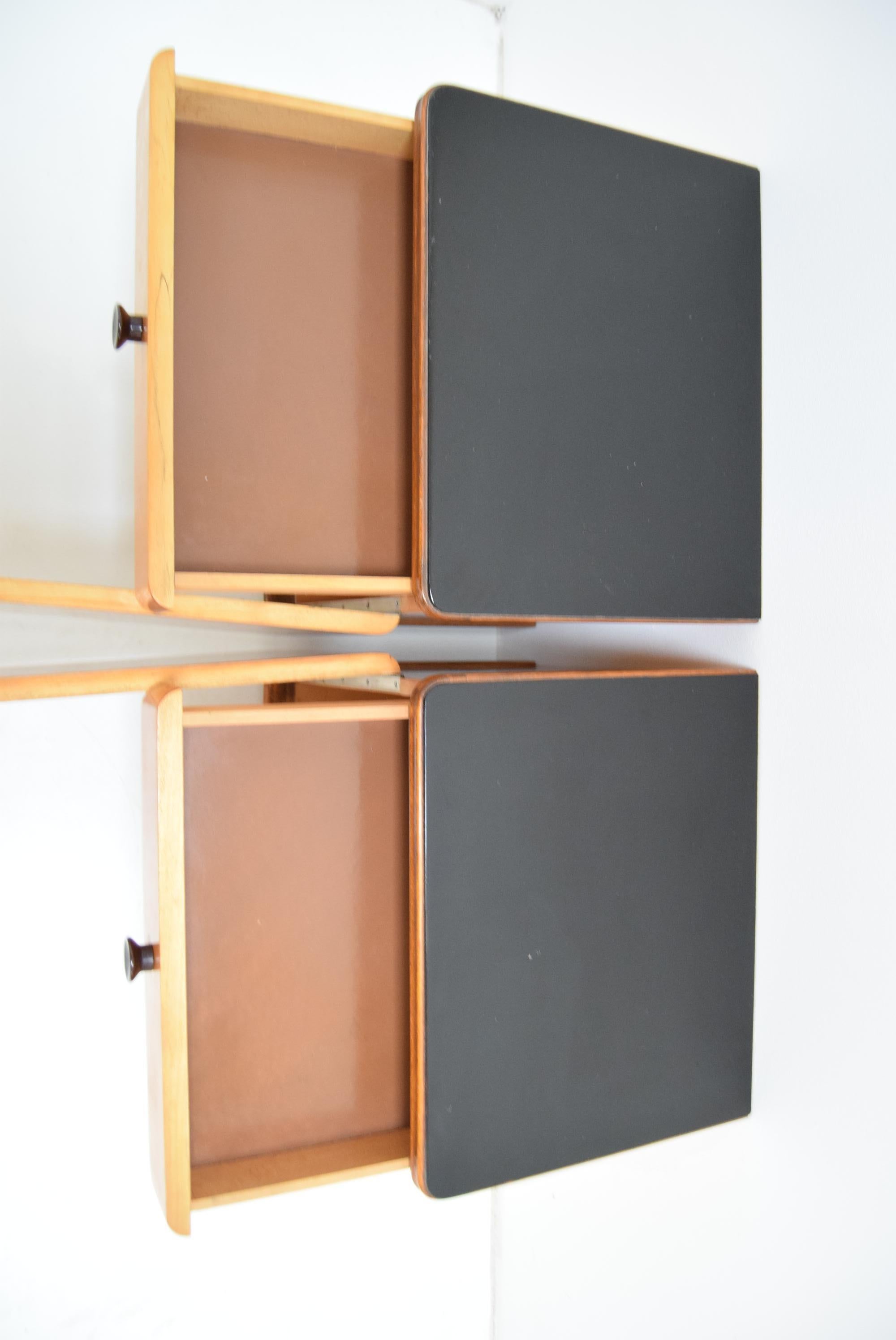 Pair of Midcentury Czechoslovakian Bedside Tables, 1960s 1