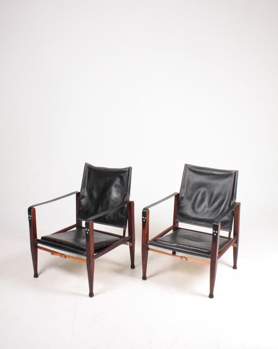 Pair of Midcentury Danish Design Lounge Chairs in Patianted Leather by Klint In Good Condition In Lejre, DK