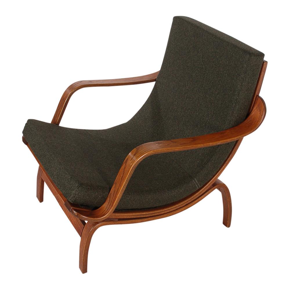 Fabric Pair of Midcentury Danish Modern Bentwood Lounge Chairs in Walnut Stained Oak