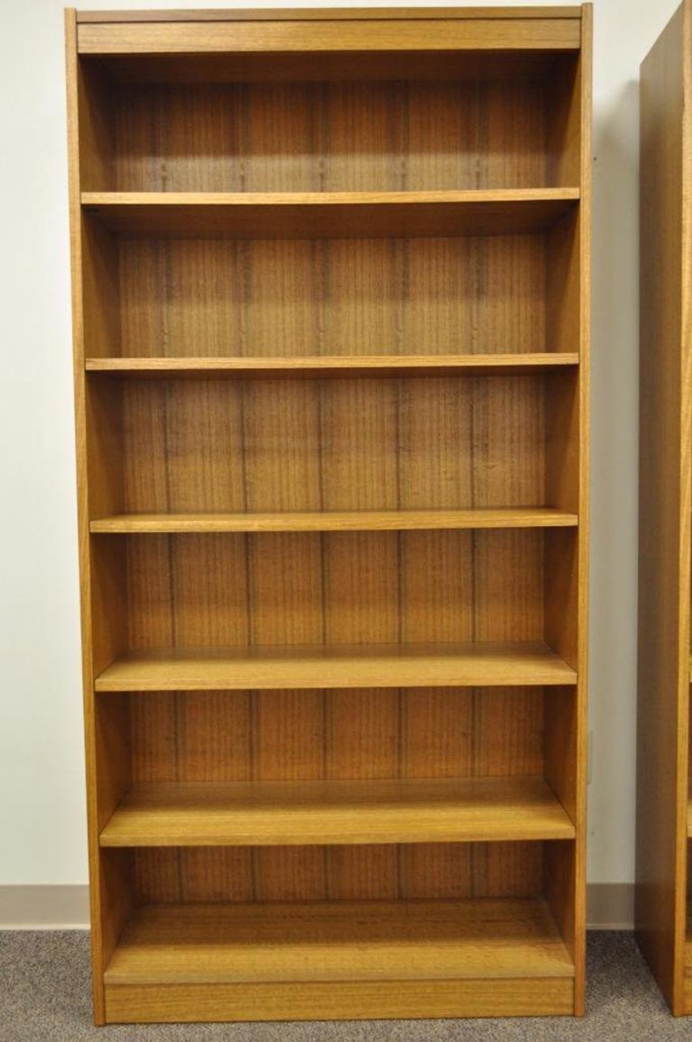 Pair of Midcentury Danish Modern Style Teak Veneer Bookcases Made in Chile In Good Condition In Philadelphia, PA