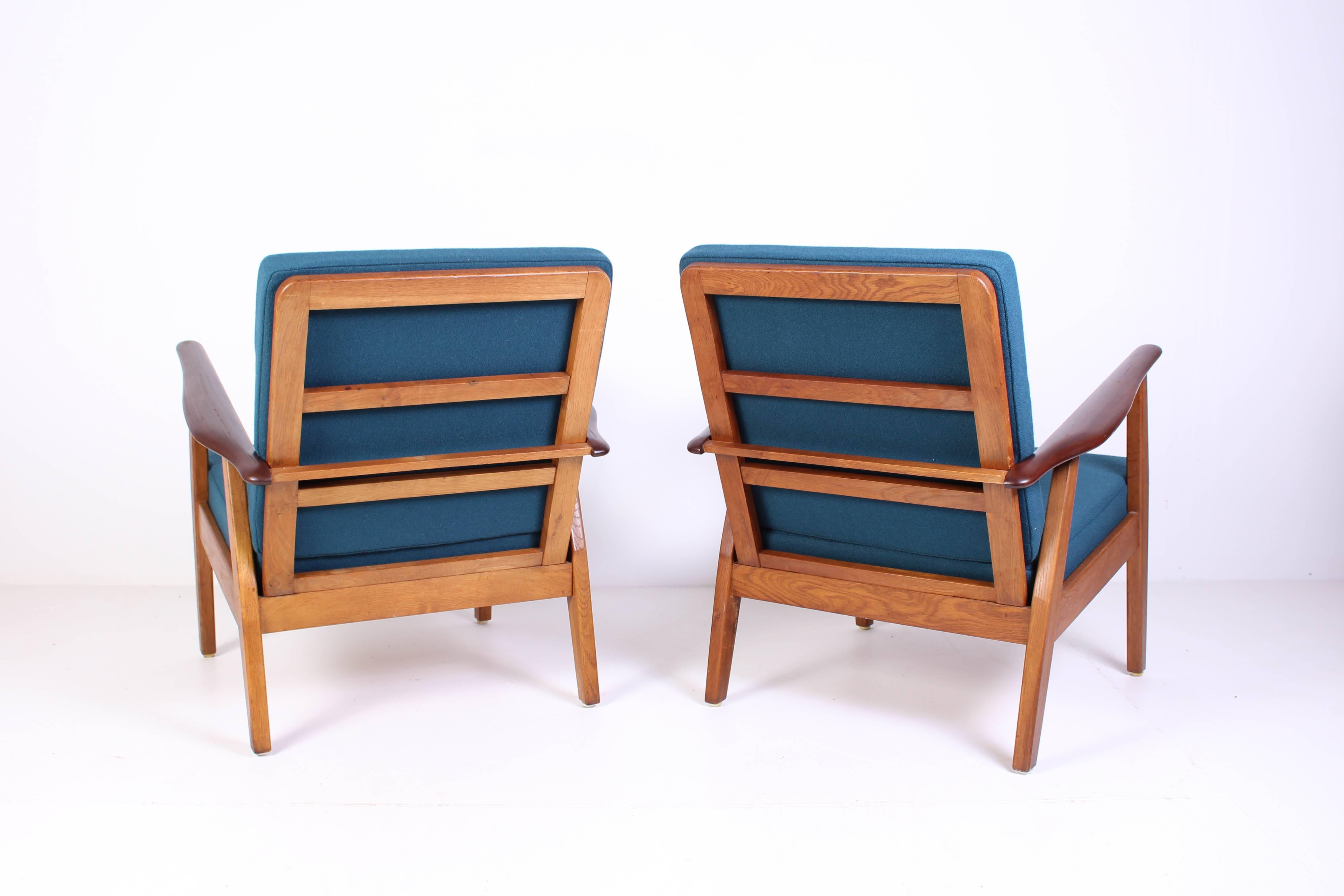 Mid-20th Century Pair of Midcentury Danish Oak and Teak Lounge Chairs
