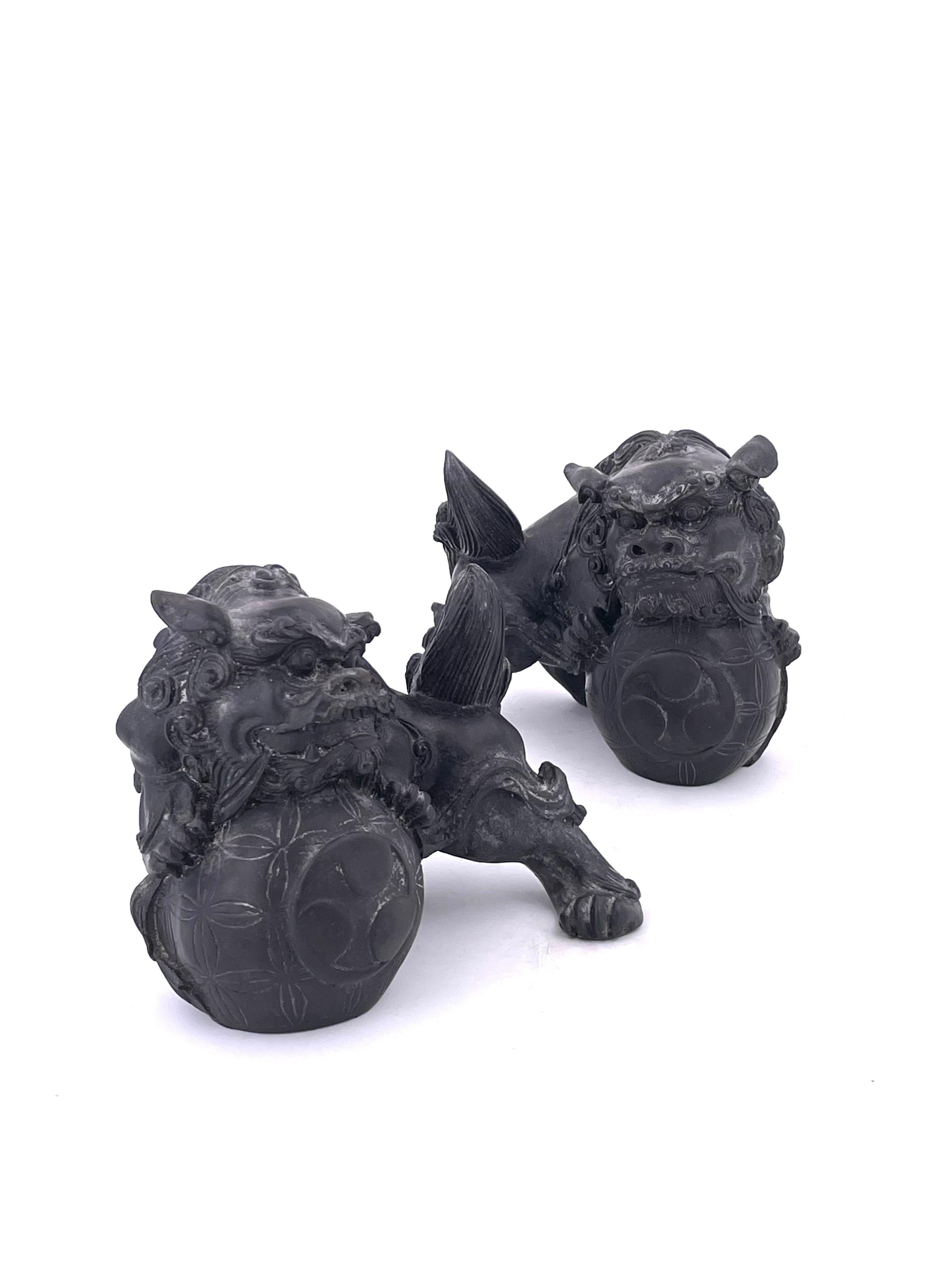 Mid-Century Modern Pair of Midcentury Dark Blue Chinese Resin Foo Dogs Bookends