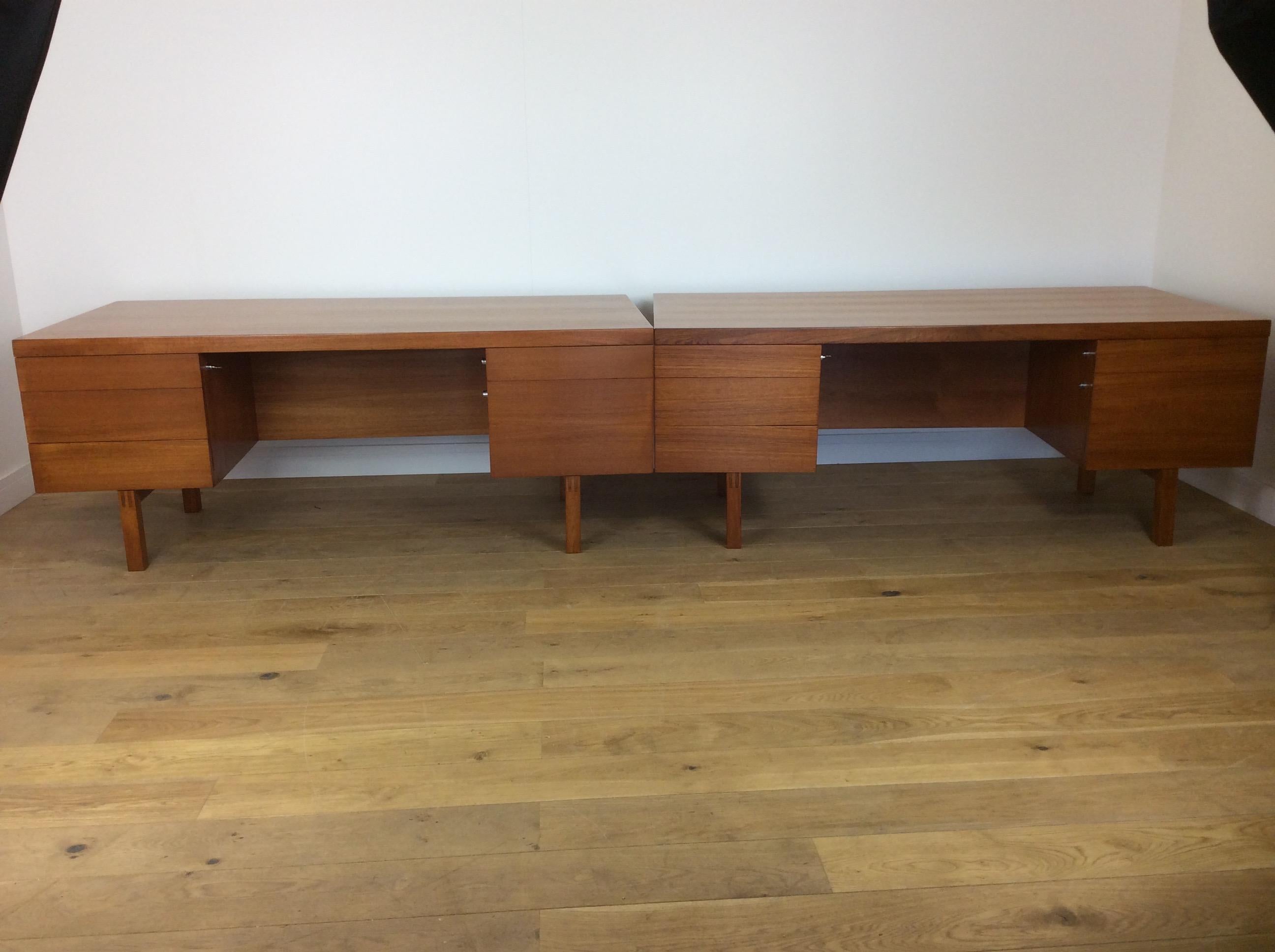 20th Century Pair of Midcentury Desks by Alfred Cox For Sale