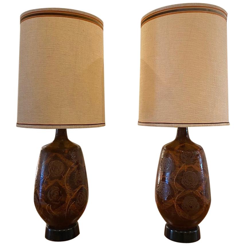 Pair of Ivory Color Textured Ceramic Lamps at 1stDibs