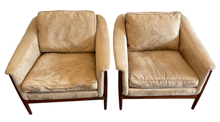 Swedish Pair of Midcentury DUX Scandinavian Teak Frame Low Tan Suede Lounge Chairs For Sale