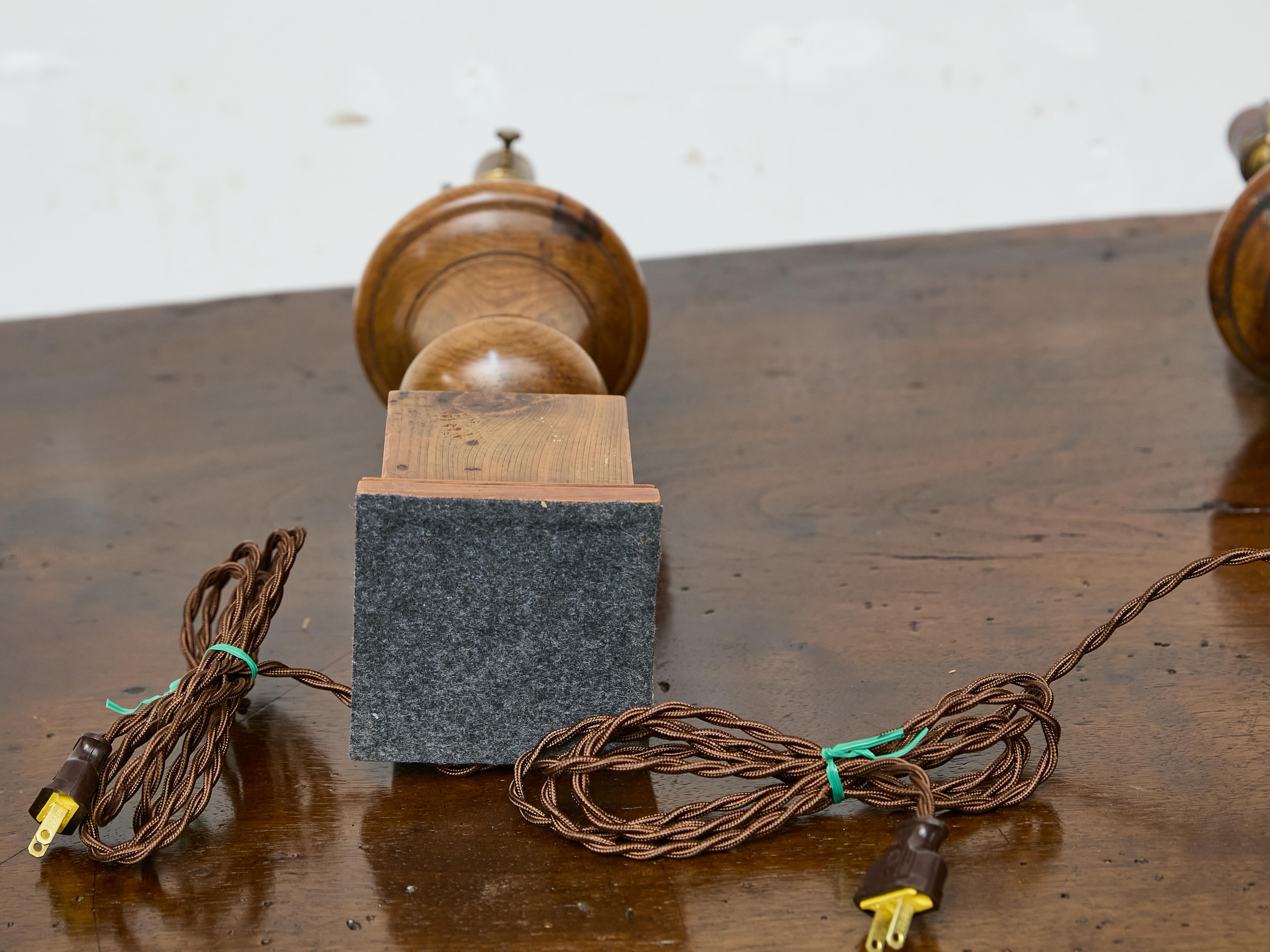 Pair of Midcentury English Turned Pine Table Lamps with Plinth Bases – US Wired For Sale 6