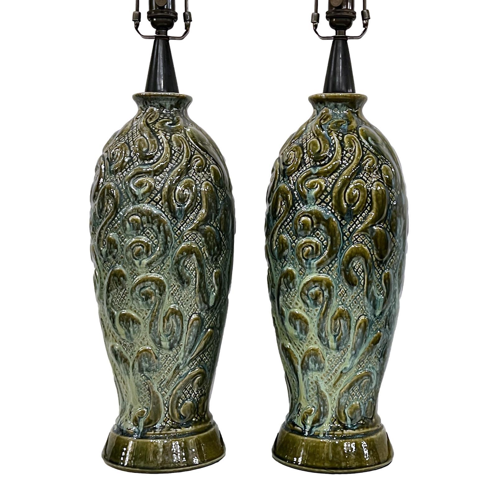 Ceramic Pair of Midcentury Foliage Lamps For Sale