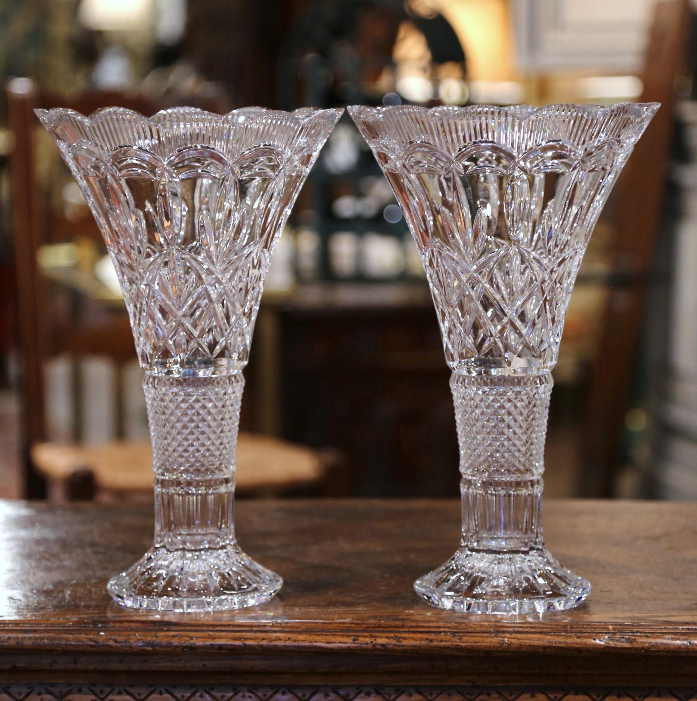 Pair of Midcentury French Clear Cut Crystal Trumpet Vases with Leaf Motifs In Excellent Condition In Dallas, TX