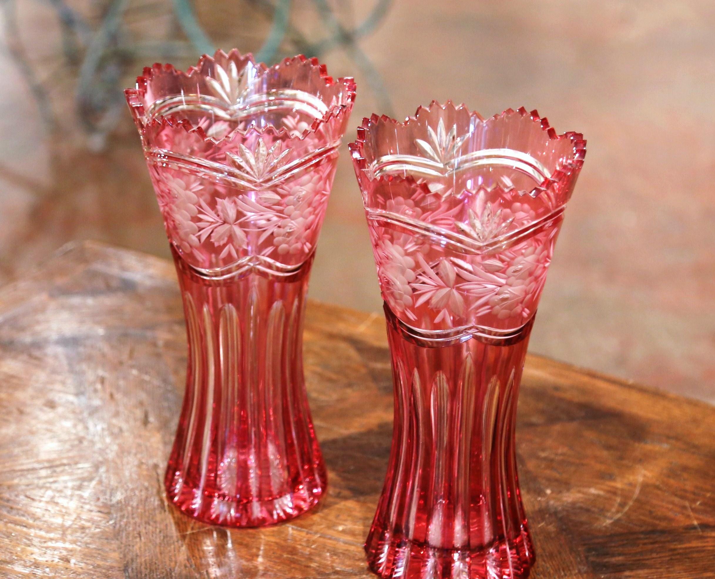 Pair of Midcentury French Cut Crystal Trumpet Vases with Frosted Floral Motifs In Excellent Condition For Sale In Dallas, TX