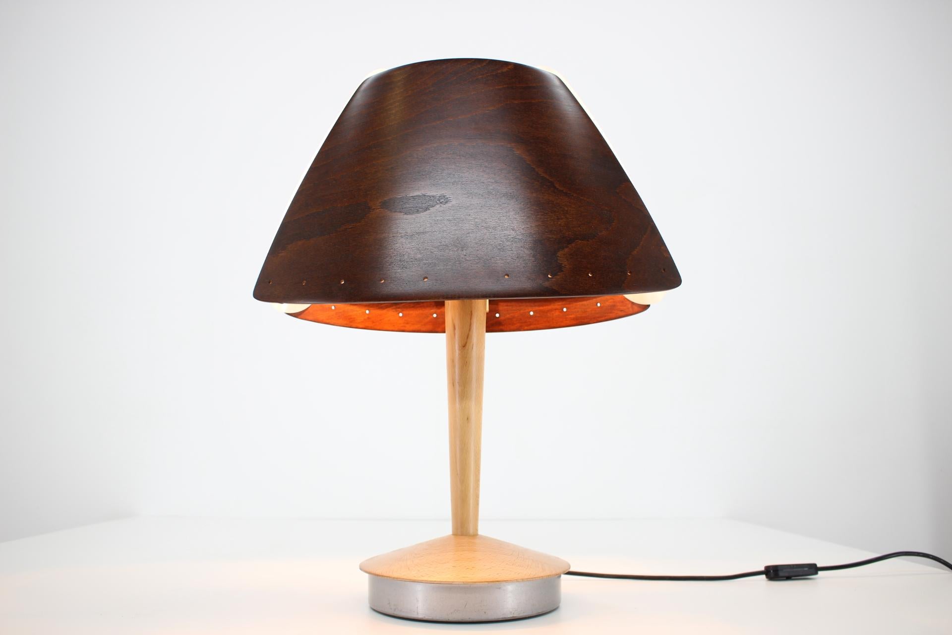 Pair of Midcentury French Design Wooden Table Lamp by Lucid / 1970s, Renovated In Good Condition For Sale In Praha, CZ