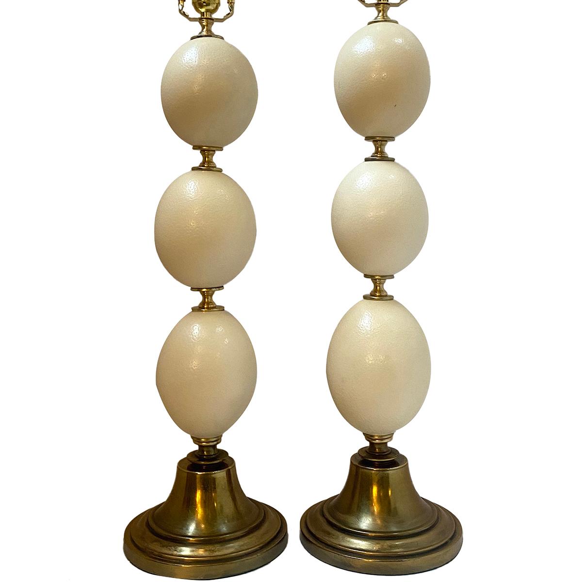 Pair of Midcentury French Ostrich Egg Lamps In Good Condition For Sale In New York, NY
