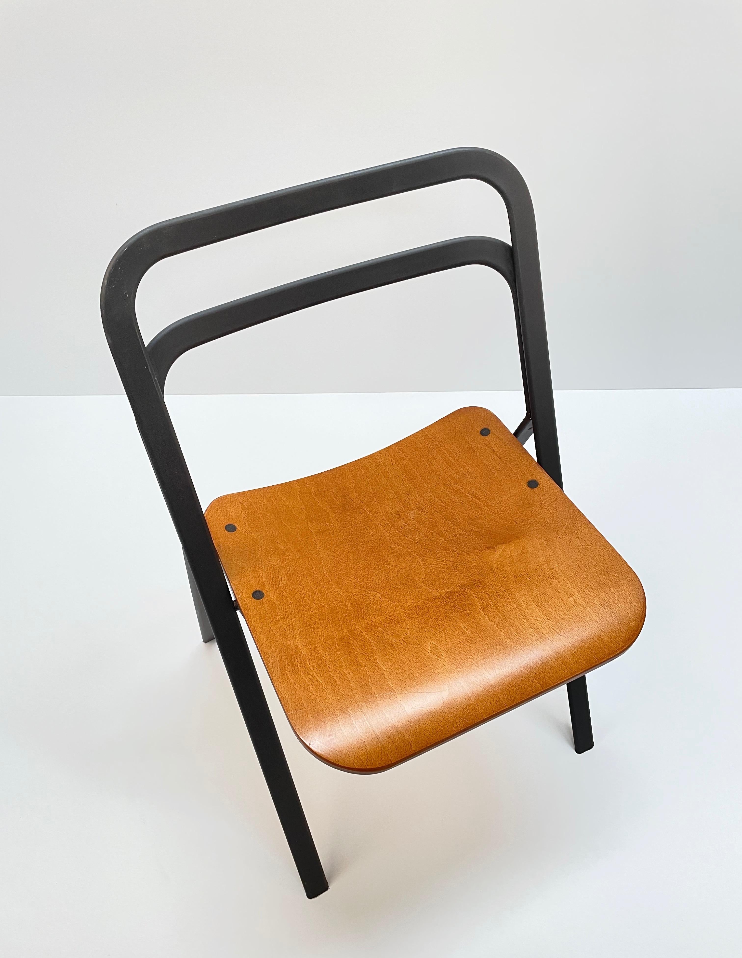 Pareja de sillas plegables italianas de mediados de siglo Giorgio Cattelan para Cidue Italia Años 70 en venta 6