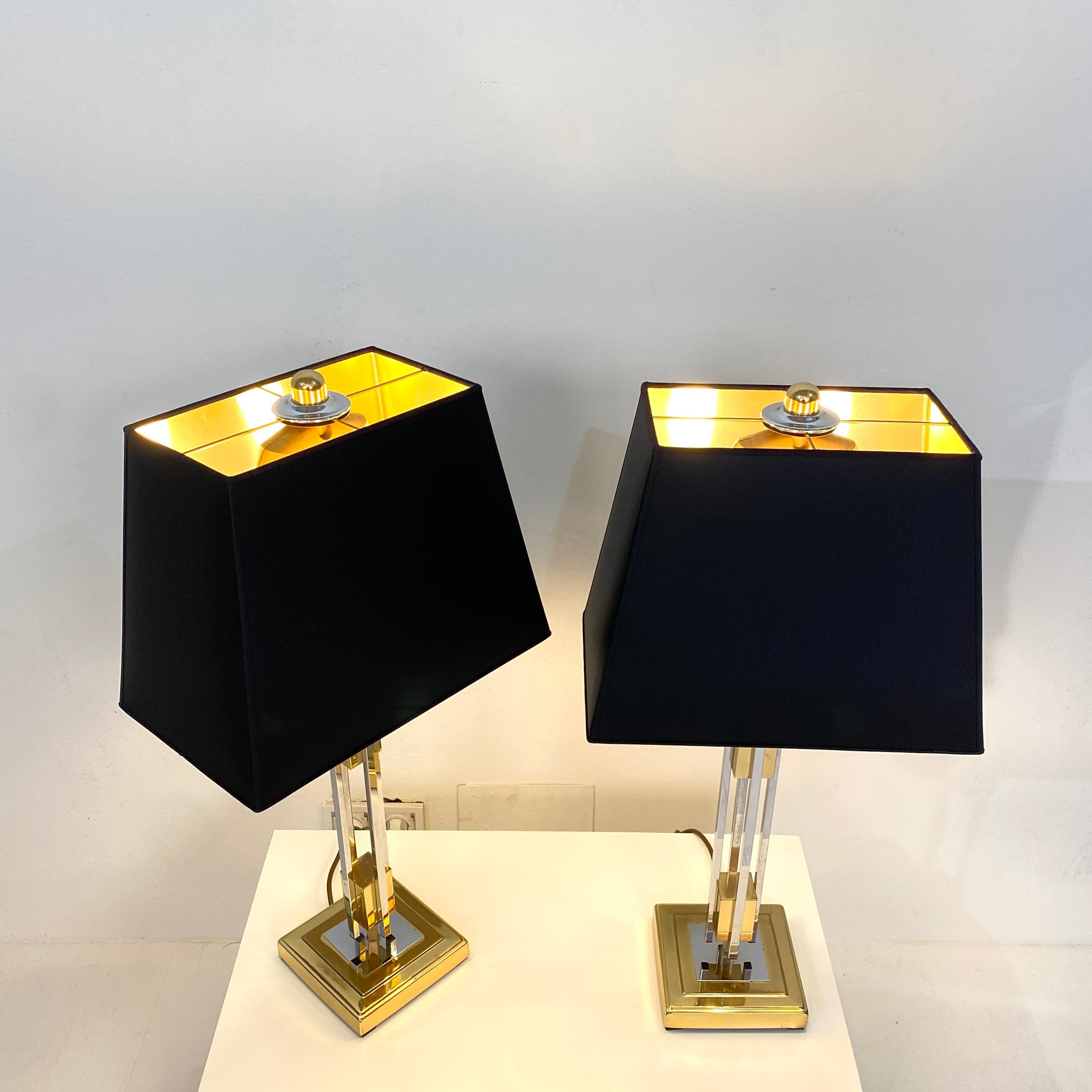 Pair of Midcentury Gold and Chrome Table Lamps by Willy Rizzo, circa 1970 4
