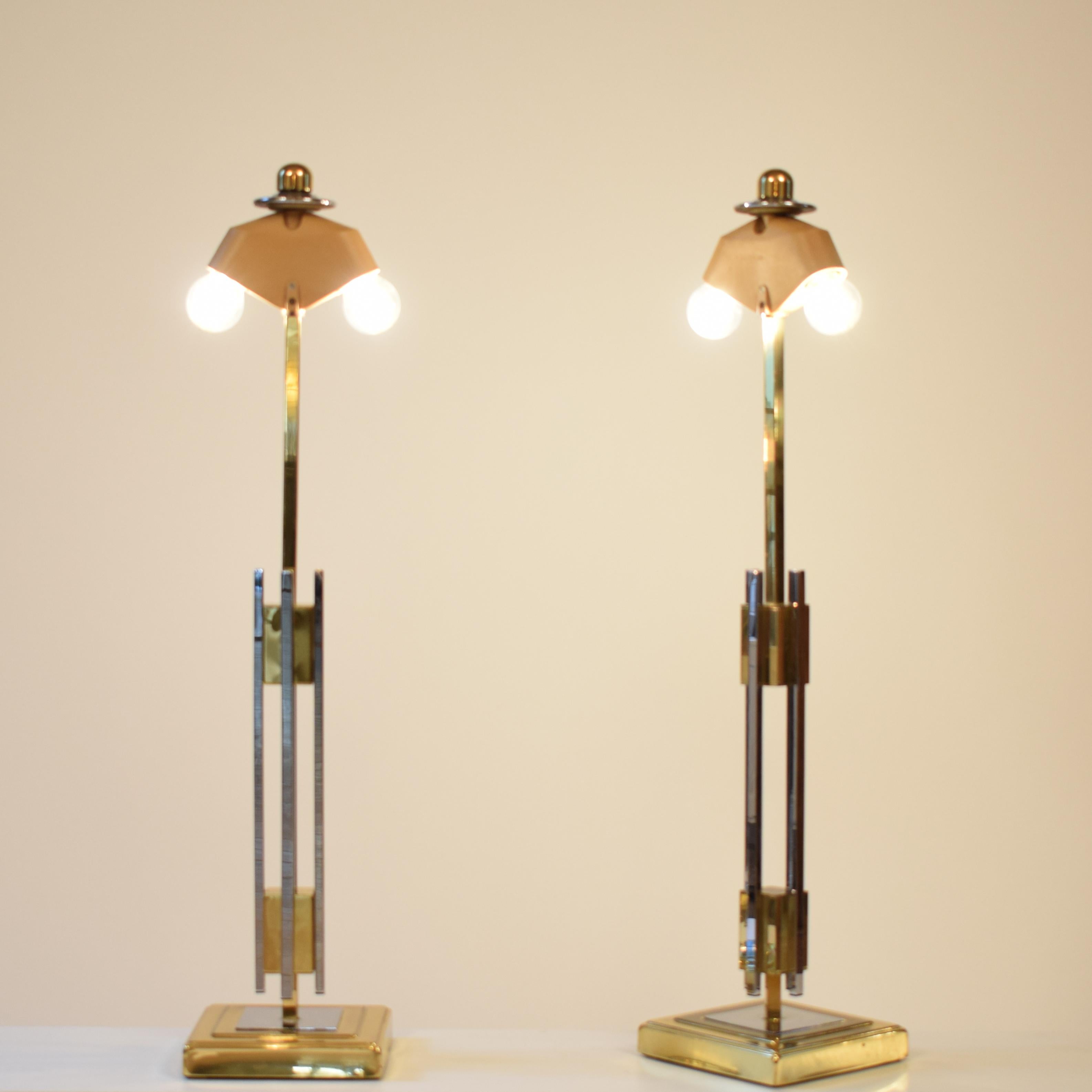 Italian Pair of Midcentury Gold and Chrome Table Lamps by Willy Rizzo